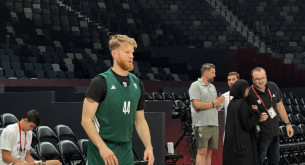 Ο Γουόκαπ στα πράσινα - Το βίντεο του Athletiko από την προπόνηση της Dubai