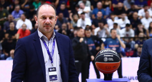 Ποιος είναι ο πρόεδρος του Προμηθέα Πάτρας και η σχέση του με τον Βαγγέλη Λιόλιο