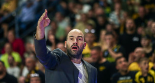 Εξαλλος ο Σπανούλης: «Είναι ντροπή, παίκτες ξαφνικά ξέχασαν το μπάσκετ» (video)