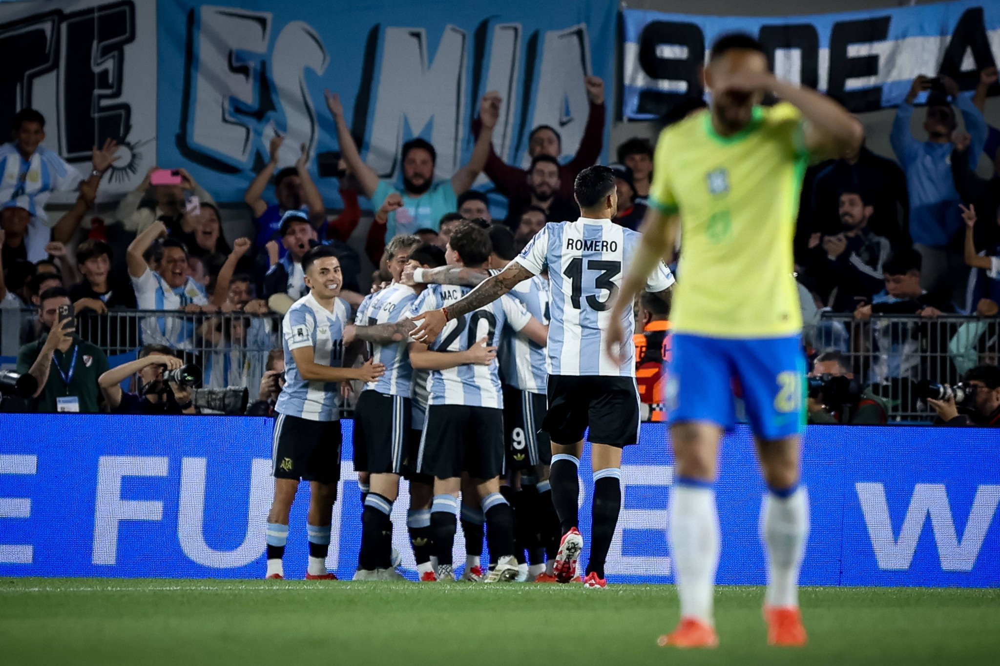 Η Αργεντινή «διέλυσε» την Βραζιλία με 4-1 για τα προκριματικά του Παγκοσμίου Κυπέλλου (vid)