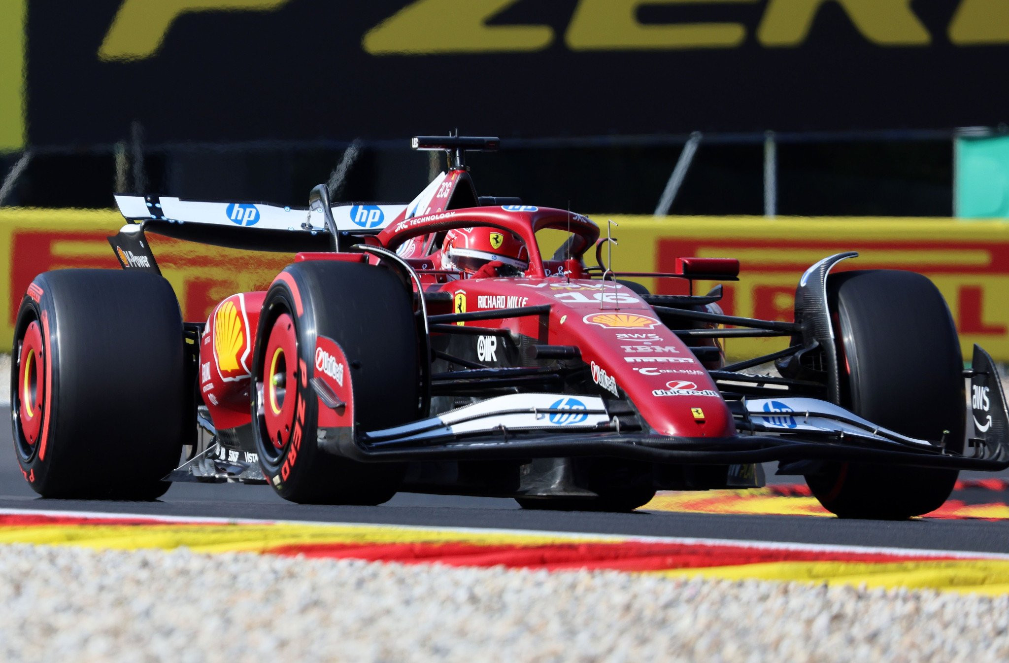 Γιατί ο Σέρχιο Πέρεζ οδήγησε μονοθέσιο της Ferrari;