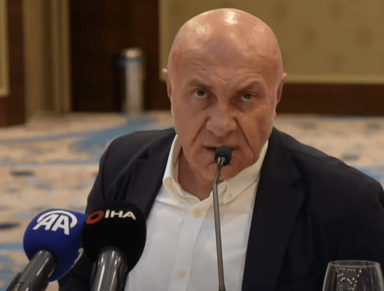 Πρόεδρος Σαμσουνσπόρ: «Έκαναν προπαγάνδα δέκα μέρες, αλλά το σύμβολο του Ατατούρκ εμφανίστηκε στην Αθήνα»