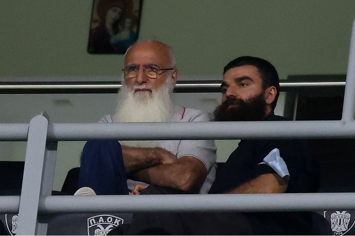 Στην Τούμπα Ιβάν και Γιώργος Σαββίδης για την πρεμιέρα του ΠΑΟΚ