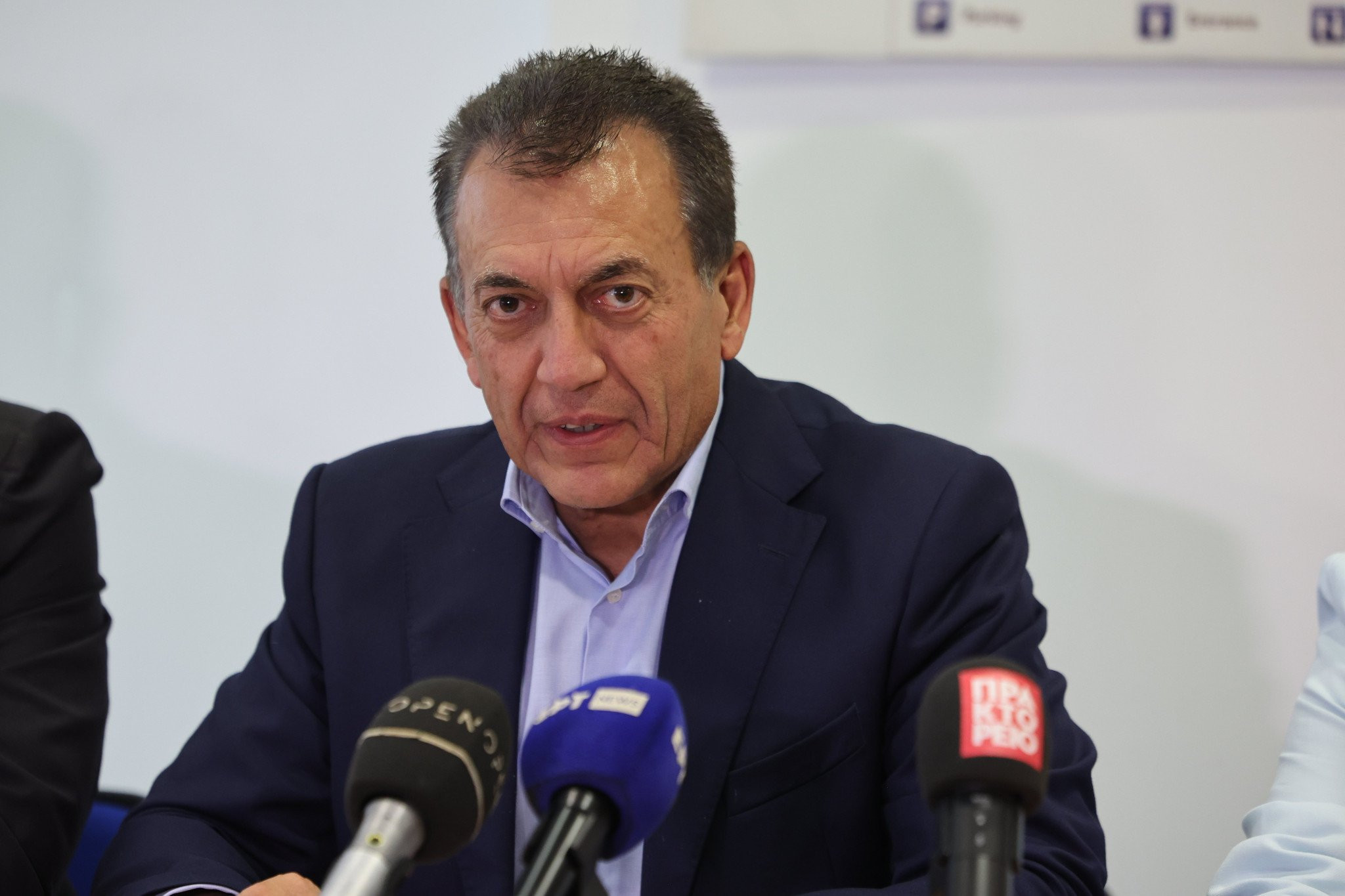 Βρούτσης: «Κάναμε το αυτονόητο για την αναβολή του παιχνιδιού» (video)