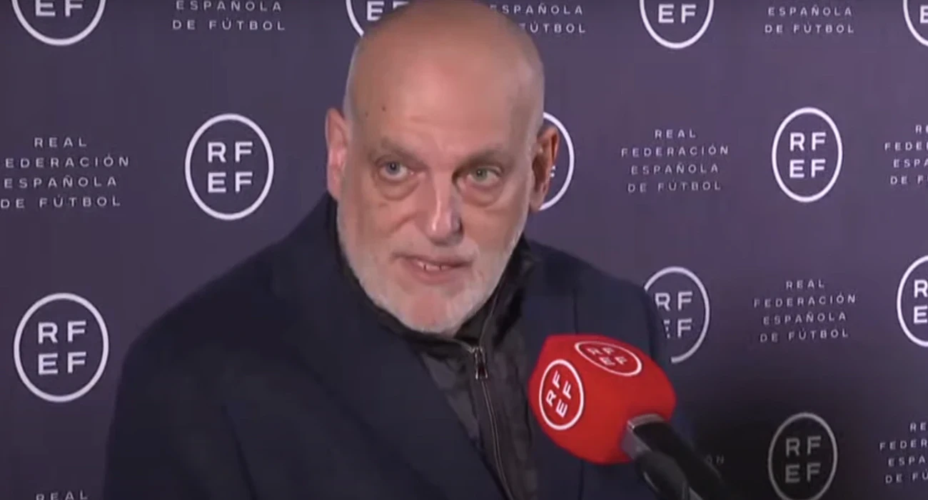 «Απασφάλισε» ο Τέμπας μετά την ακύρωση του Βιγιαρεάλ - Μπαρτσελόνα: «Στενόμυαλη οπτική γωνία...»
