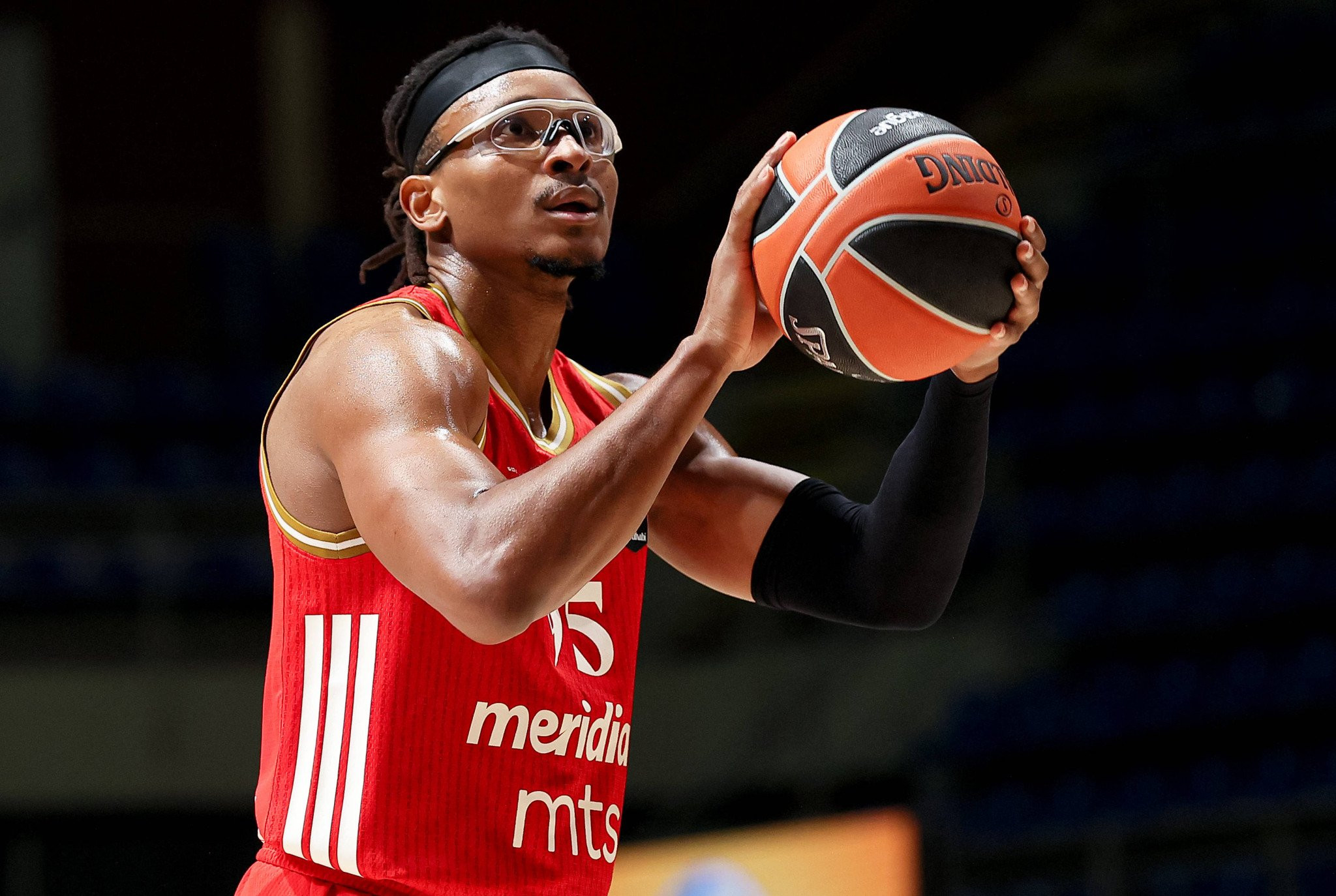 Μονέκε: «Φαβορί για το Final Four ο Ολυμπιακός, αλλά θα υποστηρίξω την Βαλένθια»