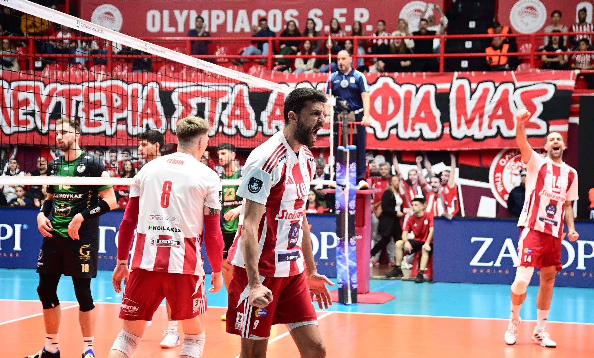 Ο Ολυμπιακός επικράτησε με 3-0 του Μίλωνα και δίνει ραντεβού στον τελικό με τον Παναθηναϊκό