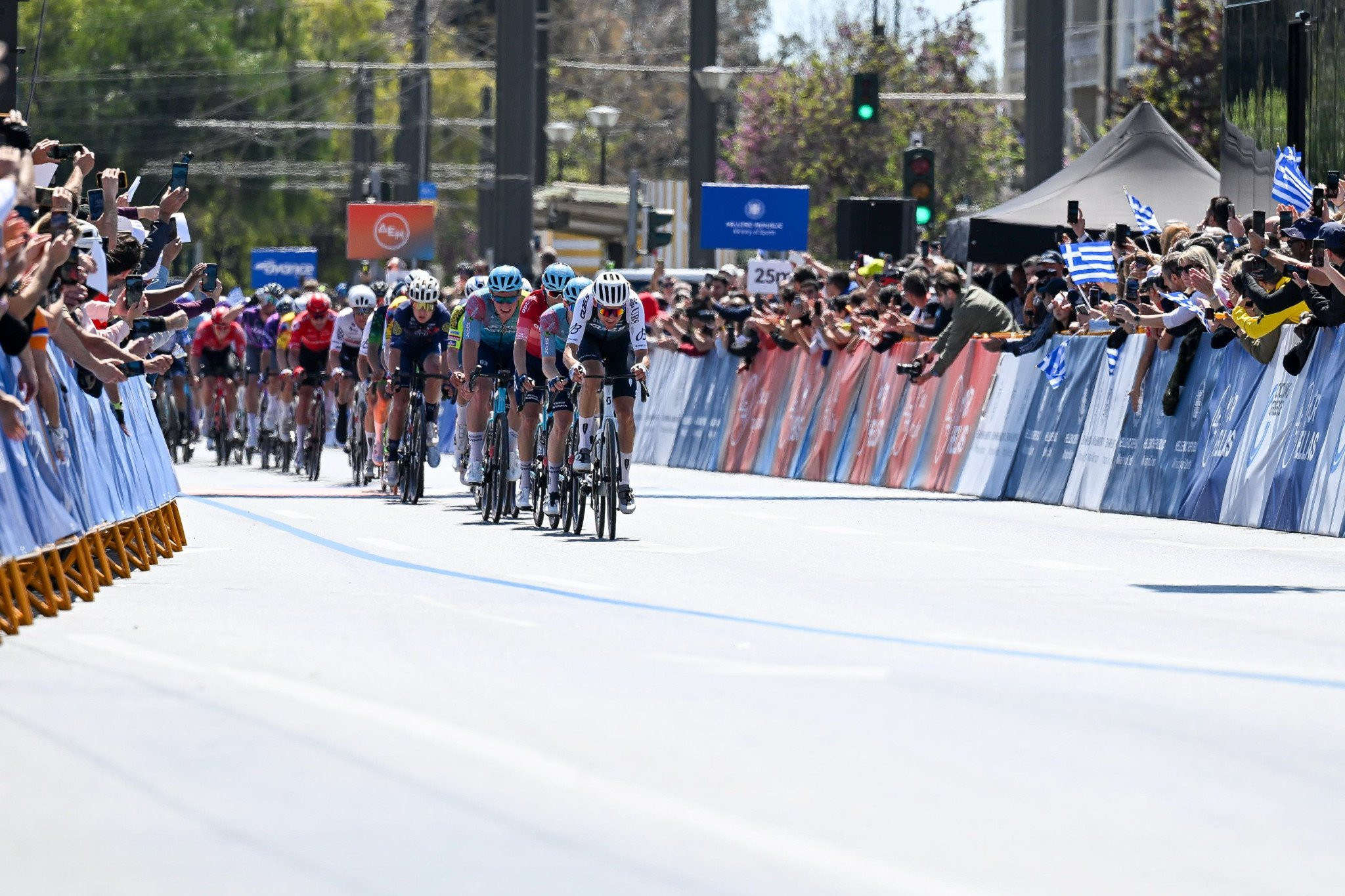 ΔΕΗ Tour of Hellas: Μεγάλος θριαμβευτής ο Λόπεζ στο φινάλε στο Σύνταγμα