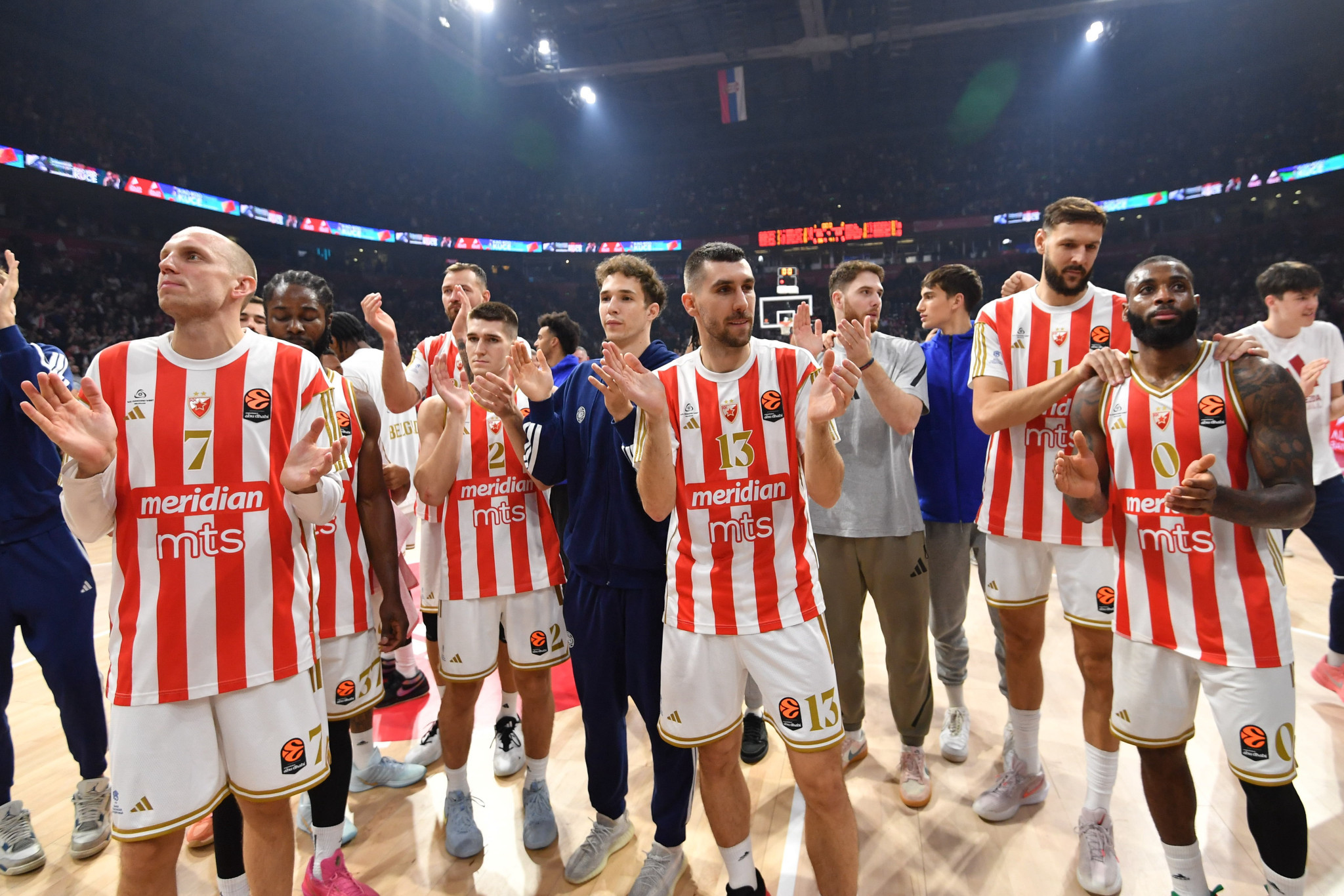 «Τρέλα» του κόσμου του Ερυθρού Αστέρα: Εξαφάνισε τα εισιτήρια με Μπαρτσελόνα σε 6 λεπτά!