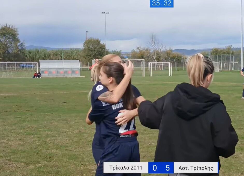 Ιστορική στιγμή στη Women's Football League: Η Κατερίνα Πολυμέρου έκανε ντεμπούτο σε ηλικία 12 ετών (video)
