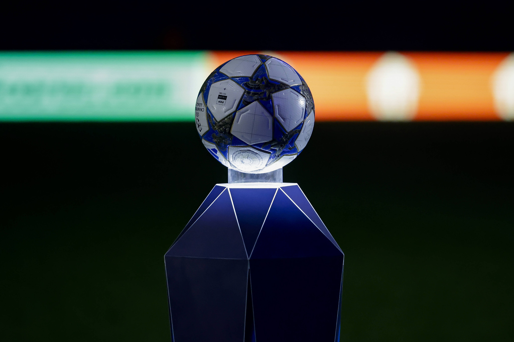 Τέλος εποχής για την μπάλα στο Champions League - Τι αλλαγή ετοιμάζει η UEFA
