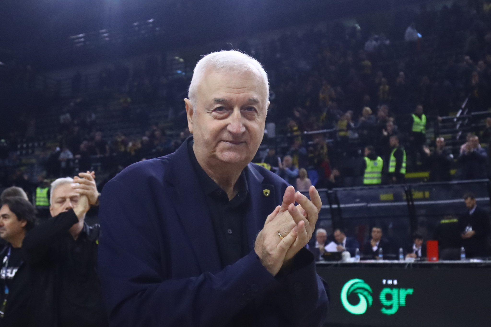 Ήταν δίκαιο, έγινε πράξη: Προπονητής της χρονιάς στο BCL ο Ντράγκαν Σάκοτα