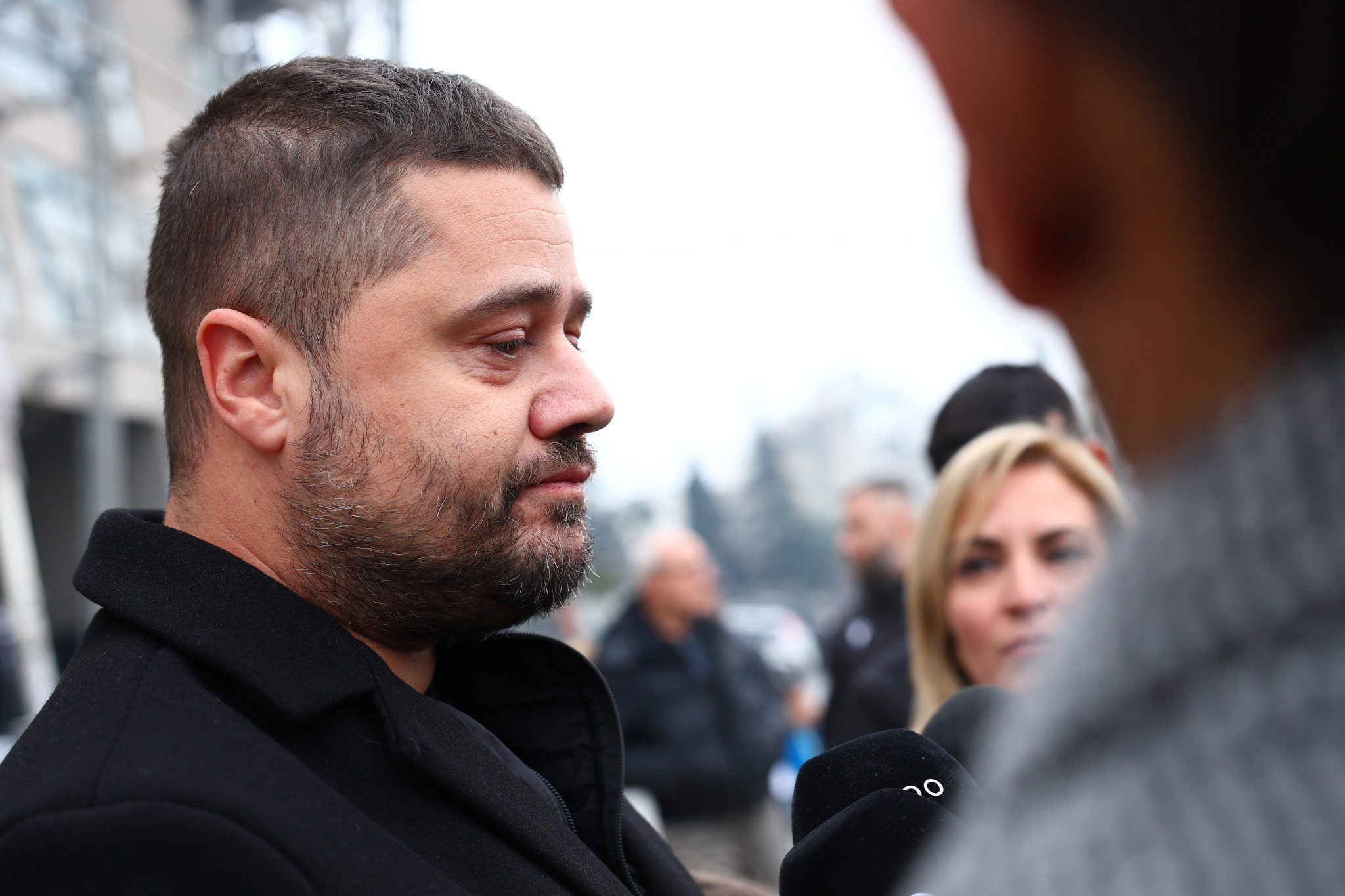 Δακρυσμένος ο Γκαγκάτσης έξω από την Τούμπα: «Τα λόγια είναι περιττά σε τέτοιες στιγμές»
