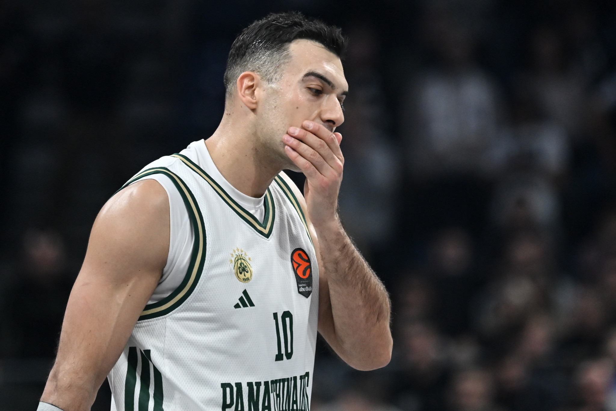 Σοκ στον Παναθηναϊκό: Νοκ άουτ για Βαλένθια ο Σλούκας