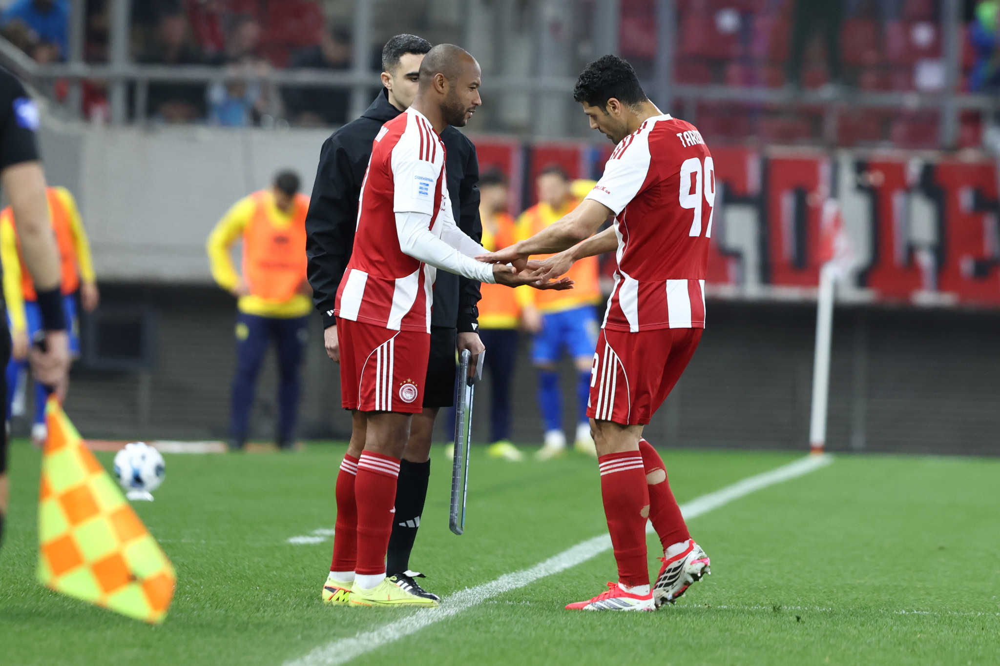 Σημαντική αλλαγή στη Stoiximan Super League - Εγκρίθηκε η εισήγηση προς την ΕΠΟ για την αύξηση των μη κοινοτικών