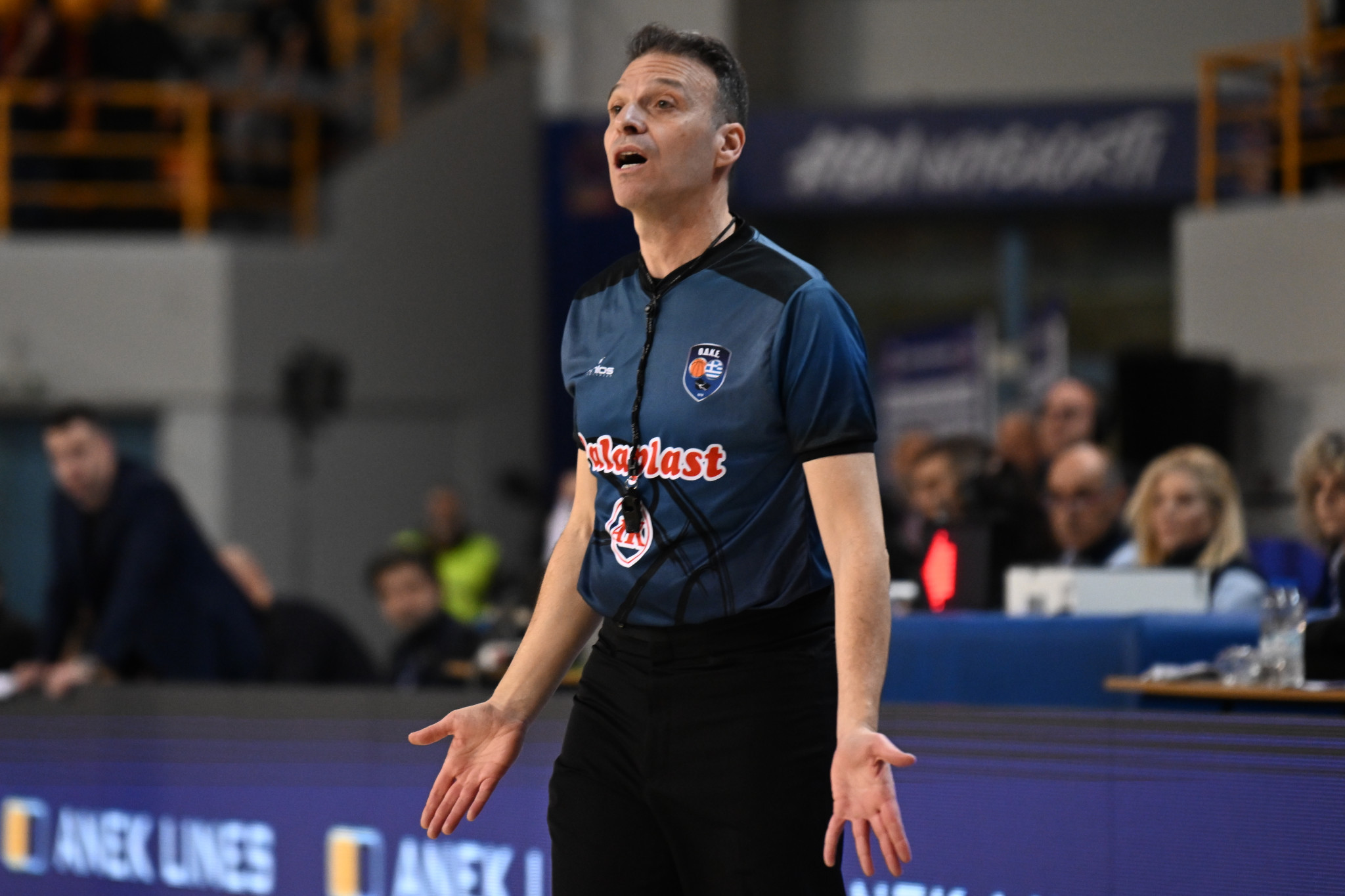 Αυτοί σφυρίζουν τον μεγάλο τελικό του Allwyn Final 8 ανάμεσα σε Ολυμπιακό και Παναθηναϊκό
