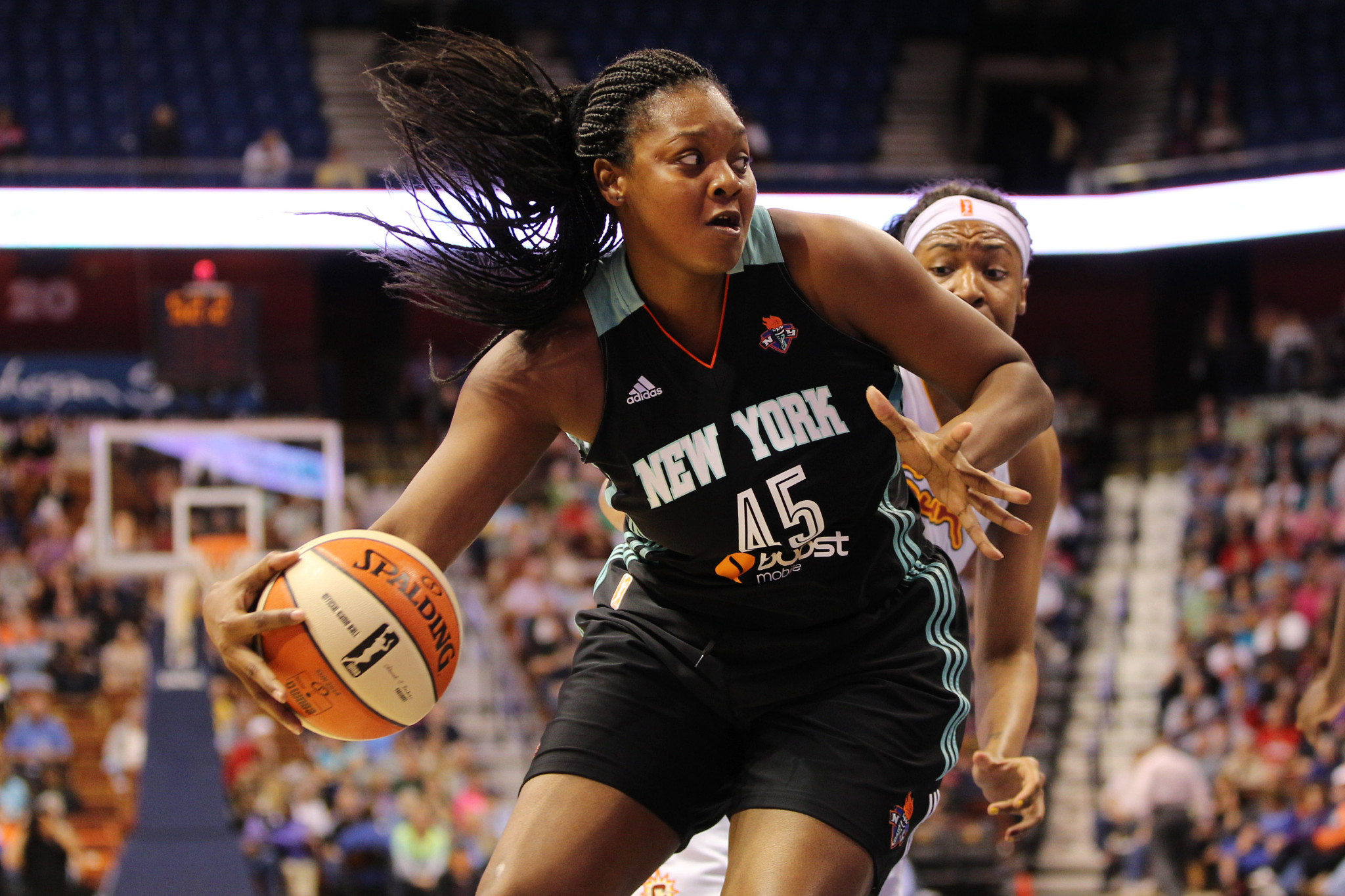 WNBA: Έφυγε από τη ζωή η Κάρα Μπράξτον σε ηλικία 43 ετών