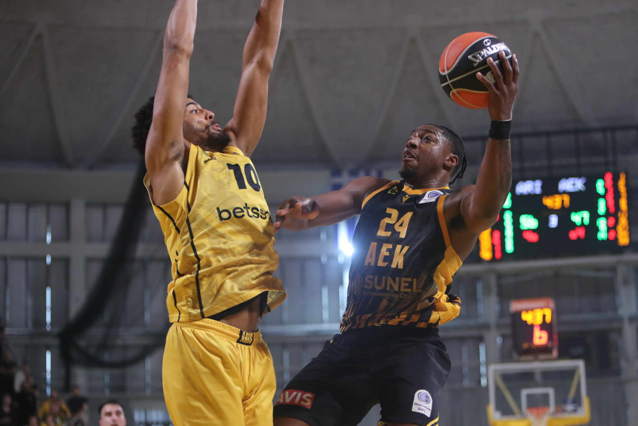 ΑΕΚ - Άρης: Πού θα δείτε το Game 3 των προημιτελικών της Stoiximan GBL