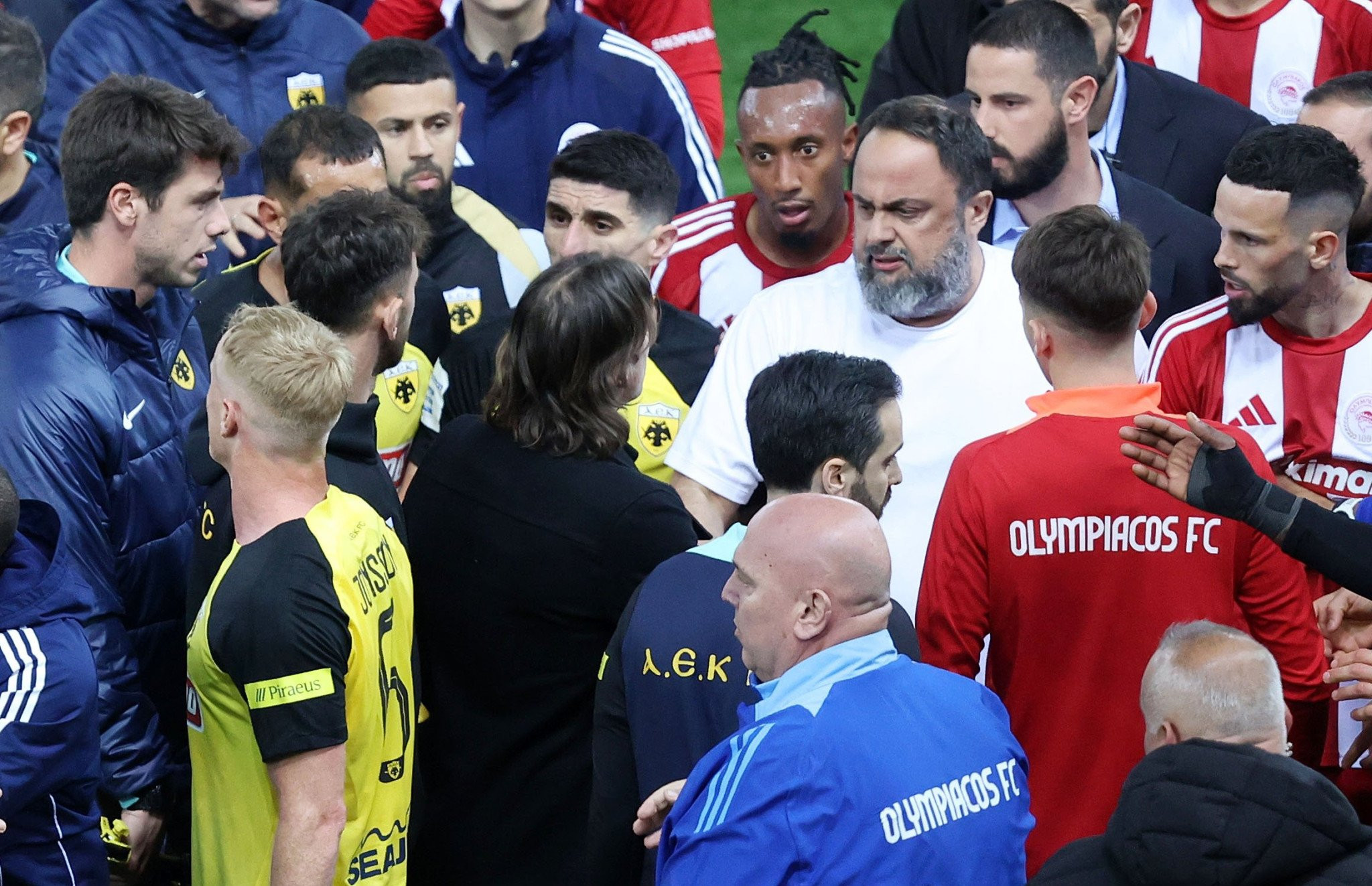 «Καμία συμμετοχή Αλμέιδα στα επεισόδια, δεν αγγίζει τον Κάρμο»