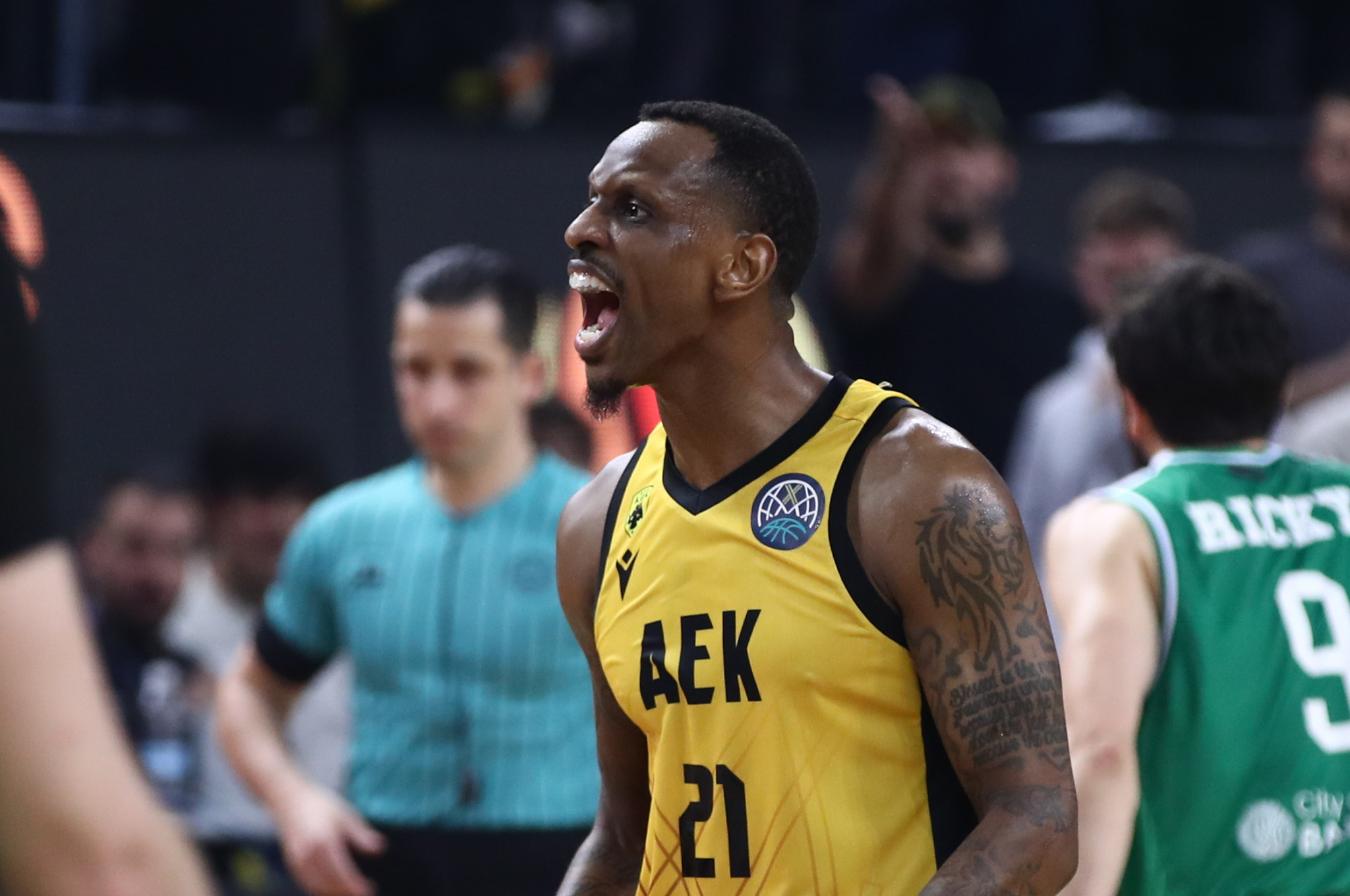 Έβαλε μπρος για Final 4 η ΑΕΚ, αποκατάσταση ο Νάναλι