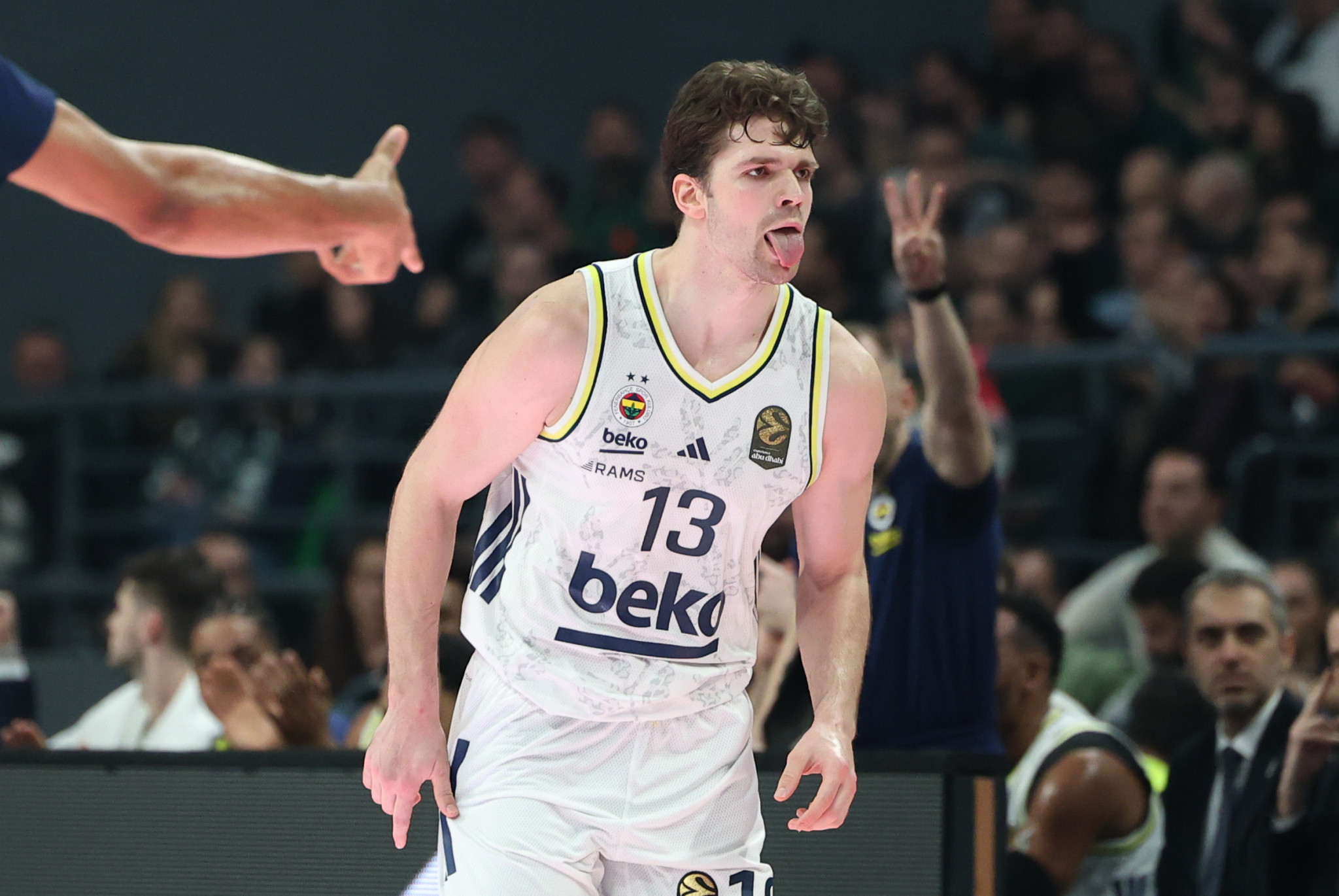 Θέλει NBA o Tαρίκ Μπιμπέροβιτς: Οι Μάβερικς εξασφάλισαν τα δικαιώματά του!