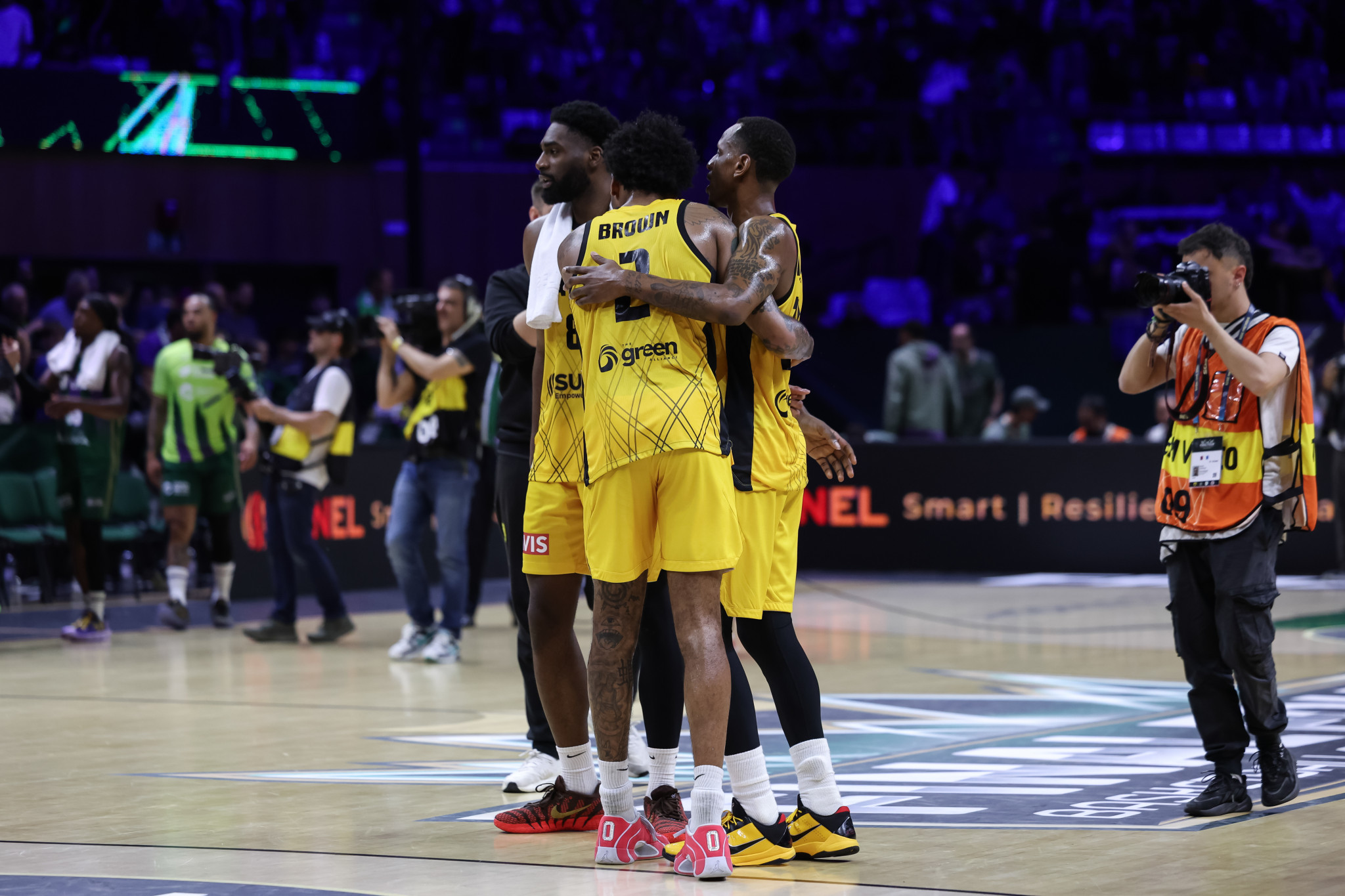 «EuroLeague by Night»: Ασπρούλιας και Τσάλτας για τον τελικό της ΑΕΚ και τις εξελίξεις για το NBA Europe (video)