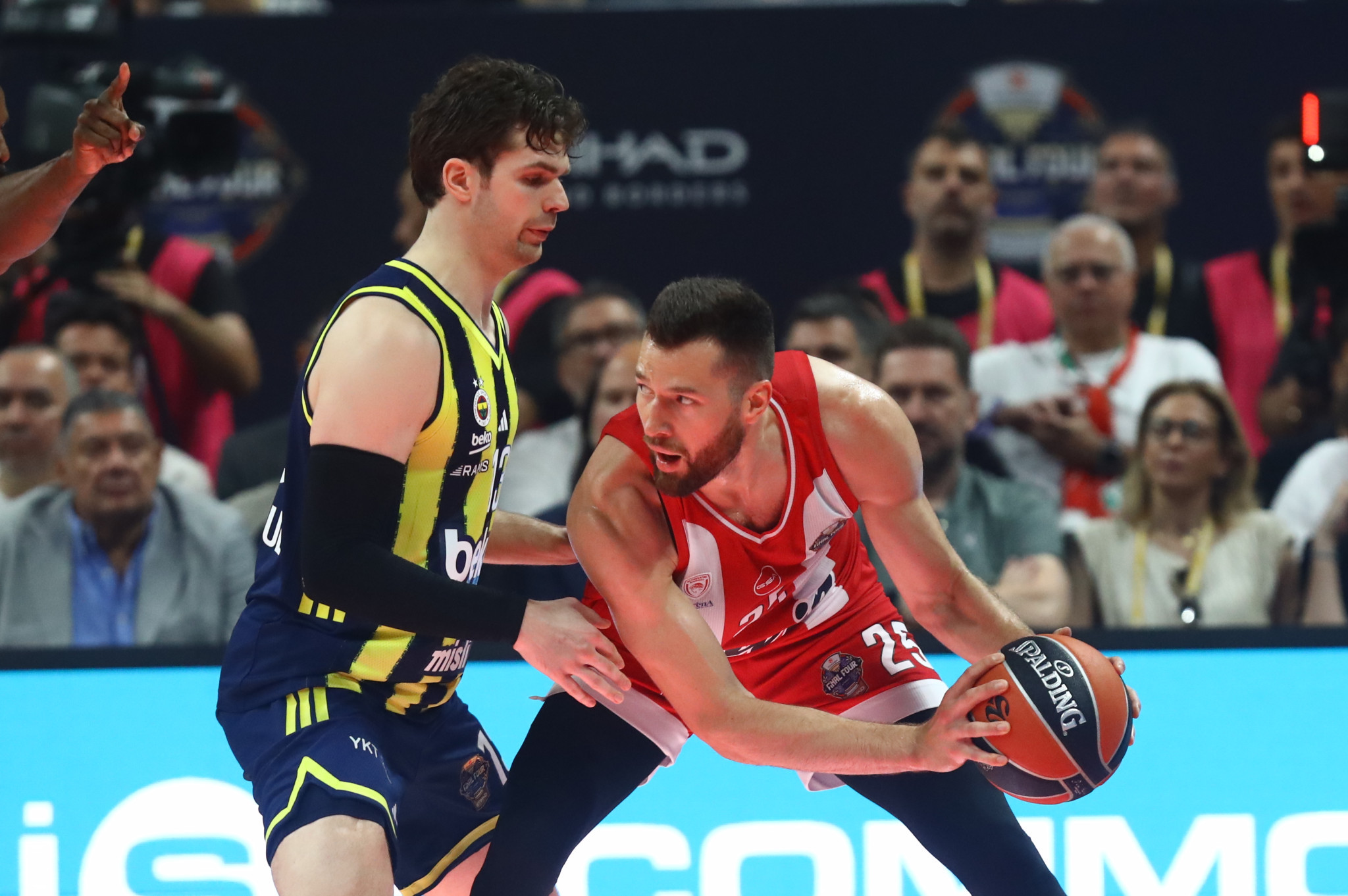 «EuroLeague by Night»: Τα «κλειδιά» της νίκης του Ολυμπιακού κόντρα στη Φενέρ και όσα πρέπει να κάνει στον τελικό με τη Ρεάλ