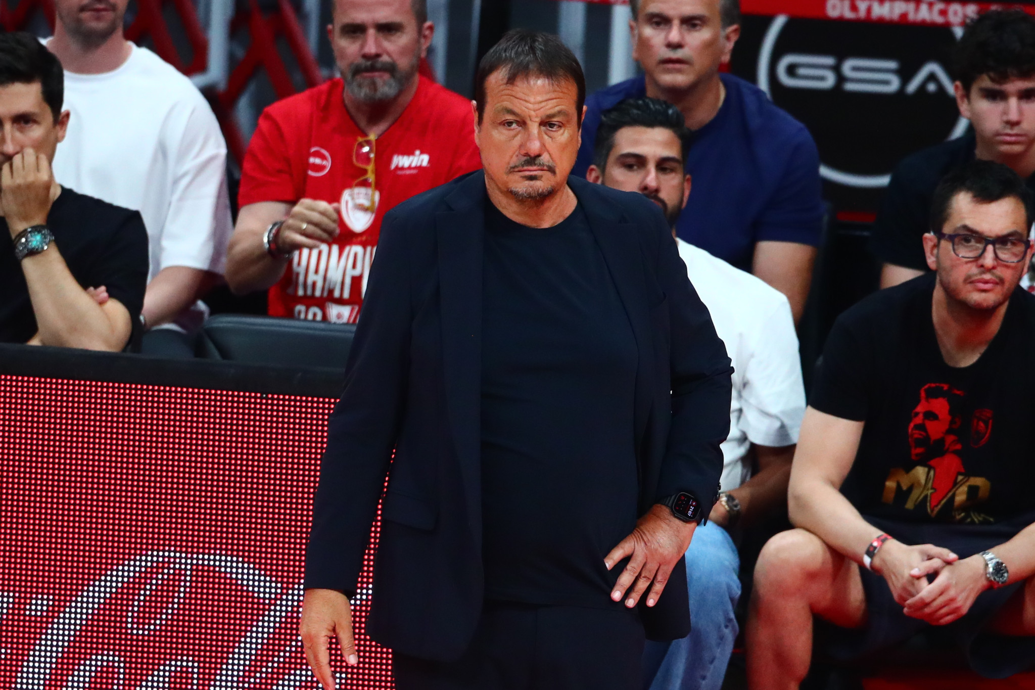 Αταμάν: «Ο Ολυμπιακός δεν κατάφερε να παρατάξει ούτε έναν πραγματικό παίκτη της Εθνικής Ελλάδας»