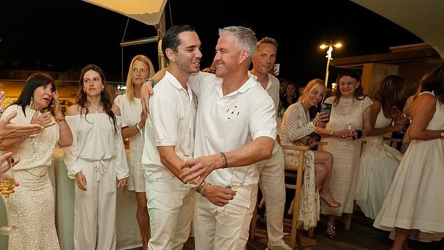 Δεν έκρυψε την ενόχλησή της: Η πρώην σύζυγος του Ραλφ Σουμάχερ σχολίασε αρνητικά τον γάμο του