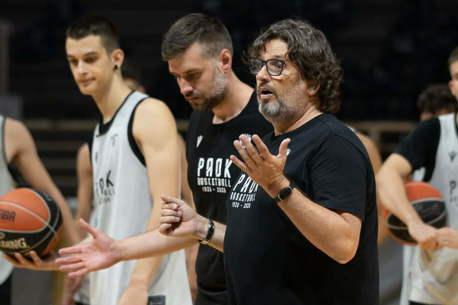 Τρινκιέρι επί τω έργω: Μπαίνουν σε σειρά και κλείνουν όλα τα ανοιχτά μέτωπα