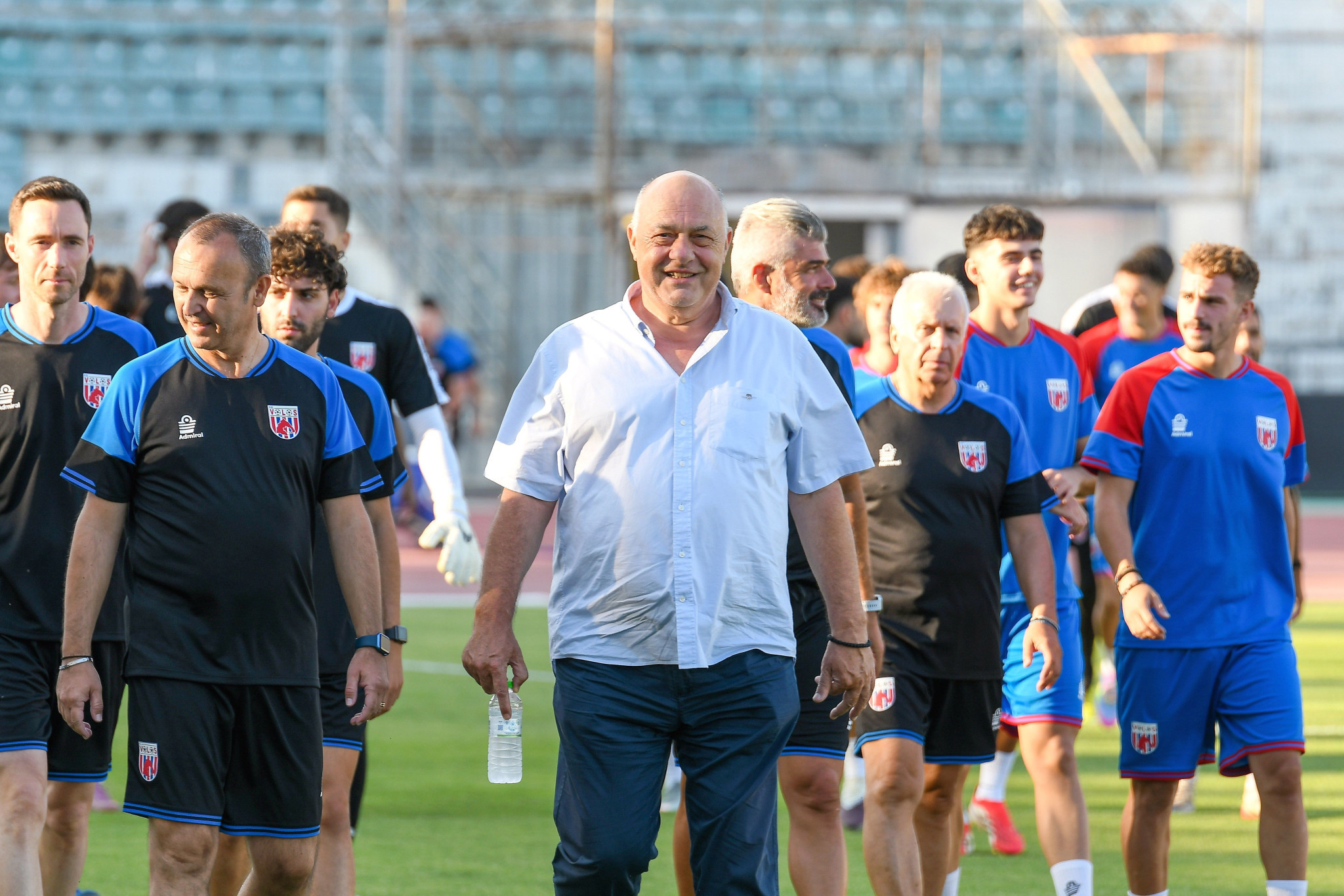 Μπέος στην πρώτη προπόνηση του Βόλου: «Εσείς οι λίγοι, είστε πιο ποιοτικοί» (photos)