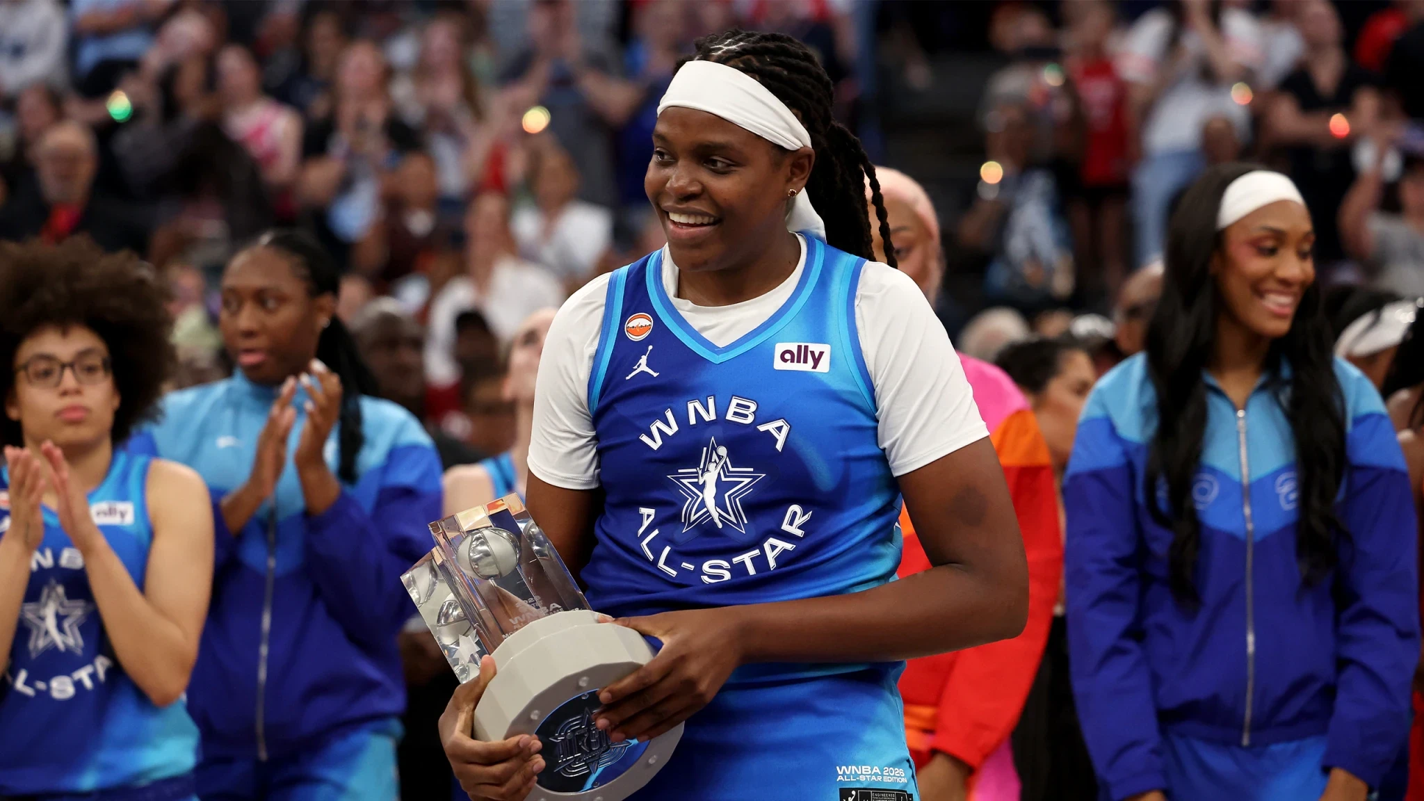 Η Team Spoon κατέκτησε το WNBA All-Star Game, MVP η εντυπωσιακή Τζόνκελ Τζόουνς