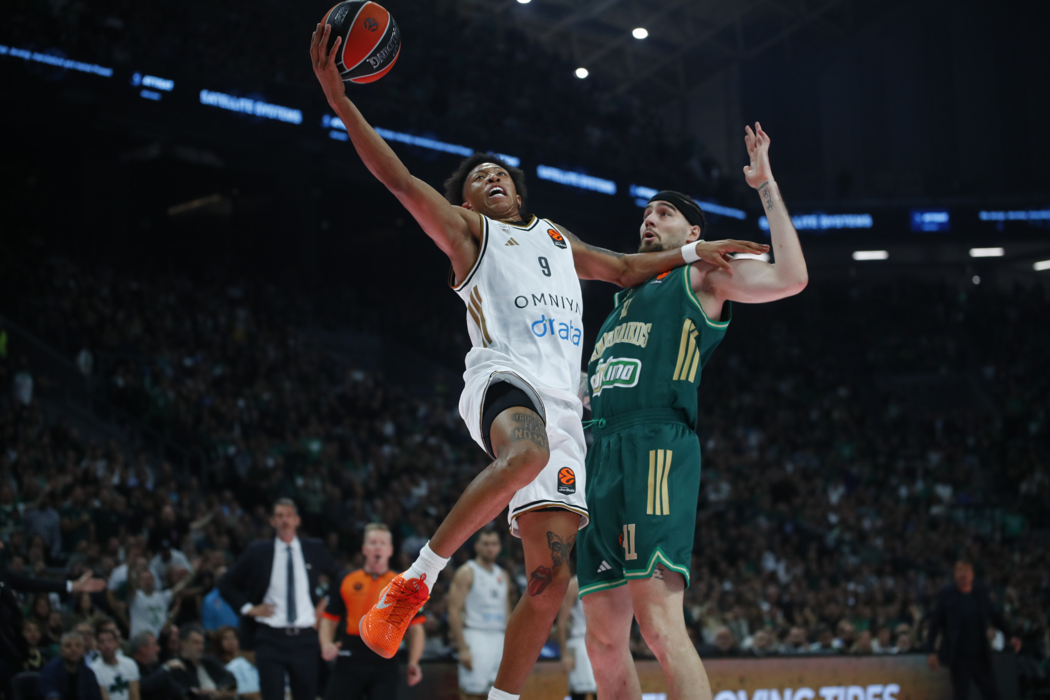 Μεταγραφή... EuroLeague από τη Μπανταλόνα: Απέκτησε τον Μπούγκι Ελις από την Dubai BC