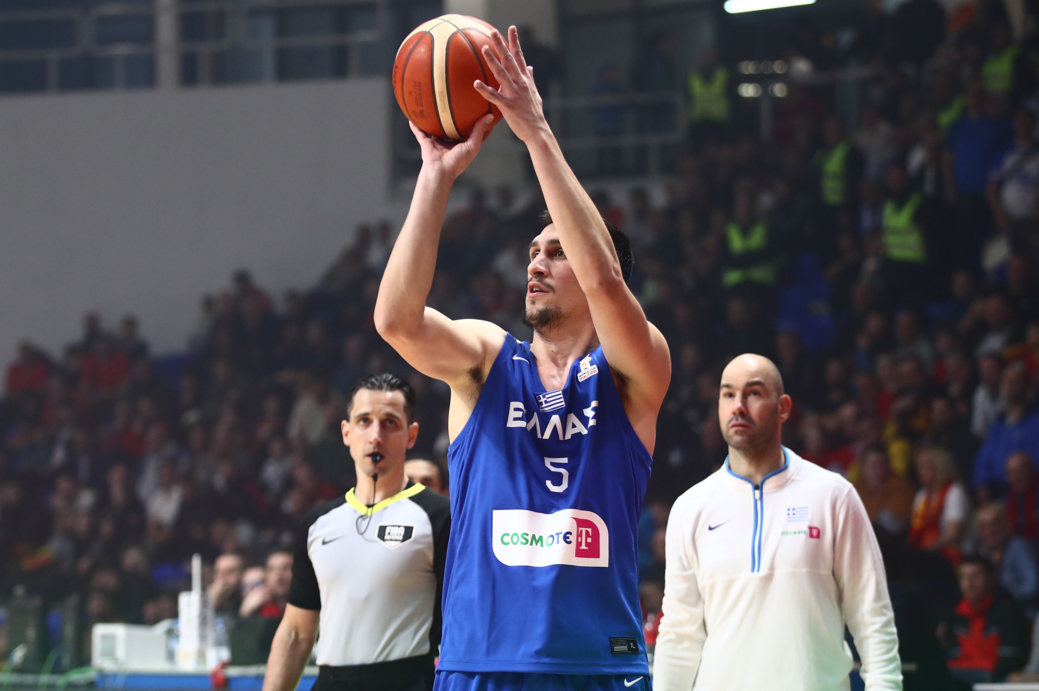 Το ραντεβού που χωρίζει ΑΕΚ και Λαρεντζάκη από το deal