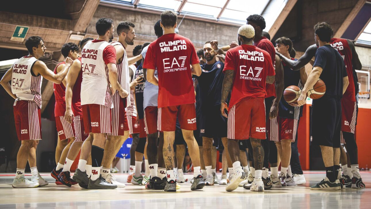 Πρώτη προπόνηση για την Αρμάνι με Πίτερς και... ελληνική παρουσία