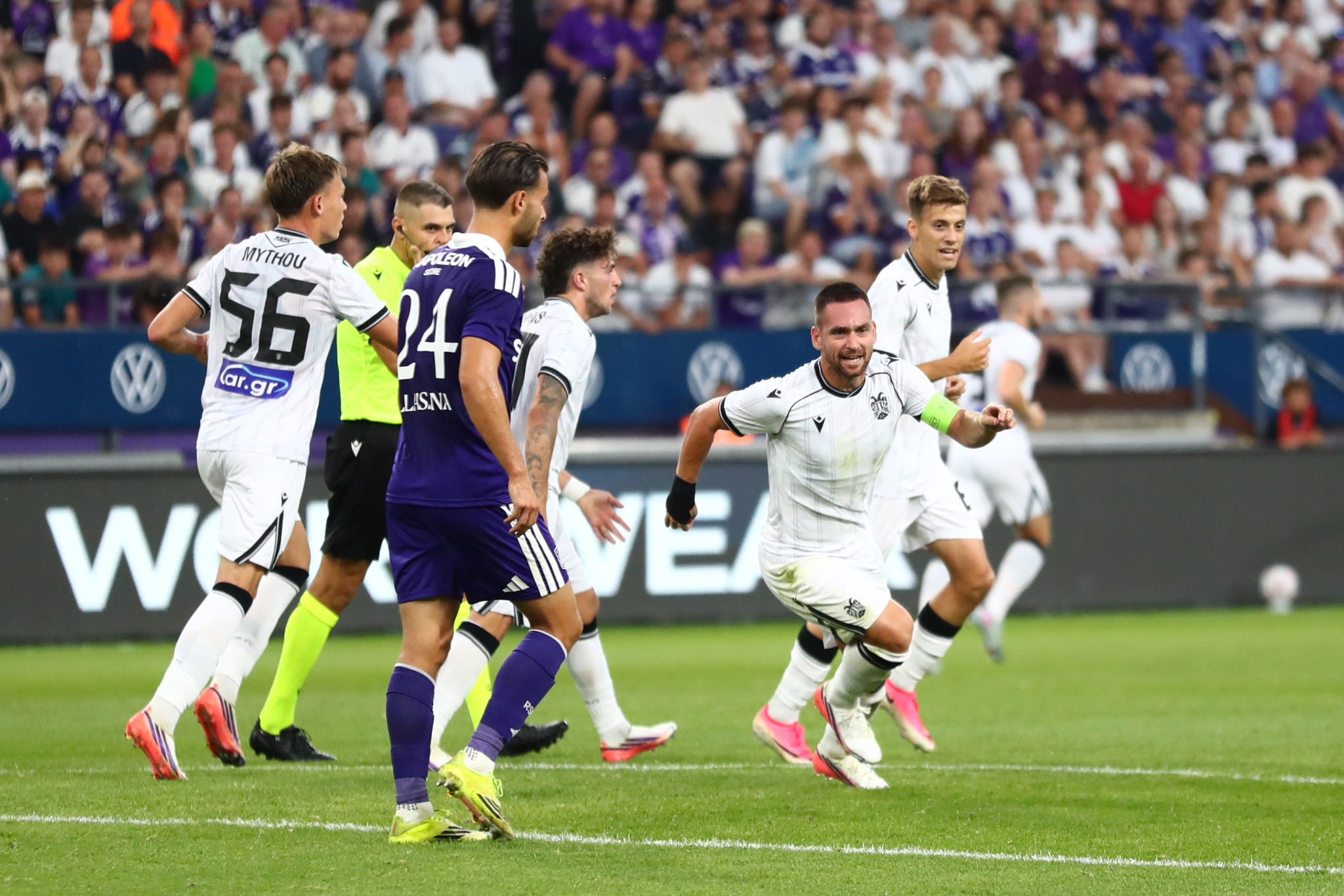Ο Ζίβκοβιτς ισοφάρισε σε 1-1 και έβαλε ξανά τον ΠΑΟΚ στο παιχνίδι της πρόκρισης (video)
