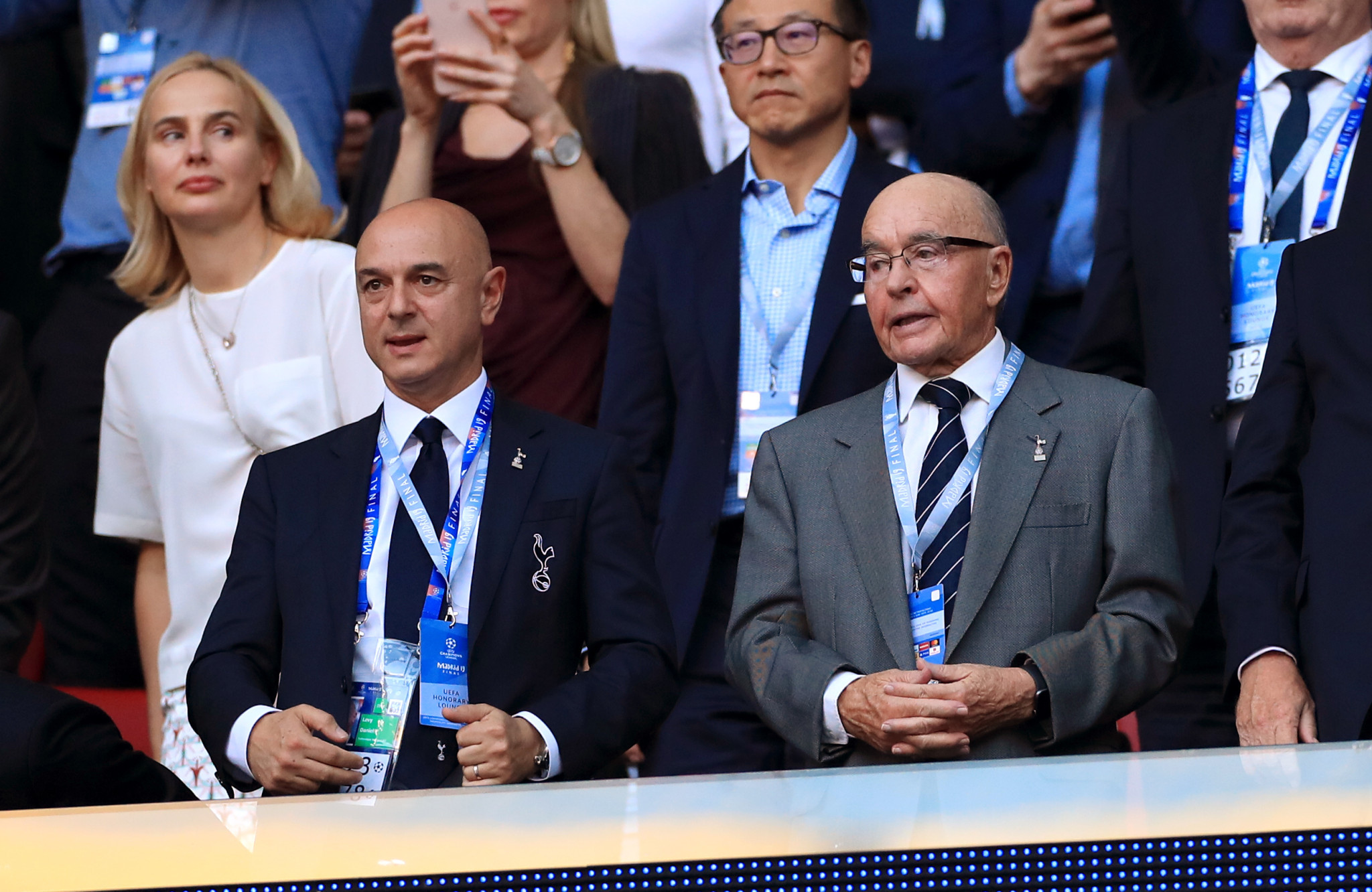 Κόντρα στο Λονδίνο ανάμεσα σε Τότεναμ και NBA Europe: Ο Λεβί και η φαμίλια Λιούις έγιναν ξαφνικά ανταγωνιστές