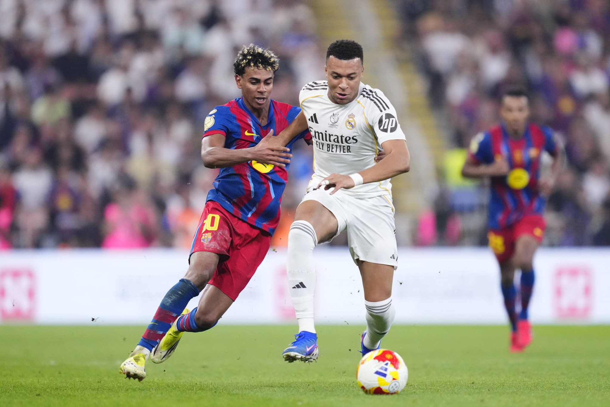 Σέντρα στη La Liga - Αρχίζει η μάχη των «γιγάντων» στην Ισπανία