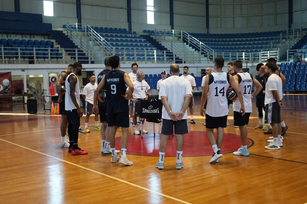 Η Μύκονος ξεκίνησε την προετοιμασία της ενόψει μιας ιστορικής σεζόν