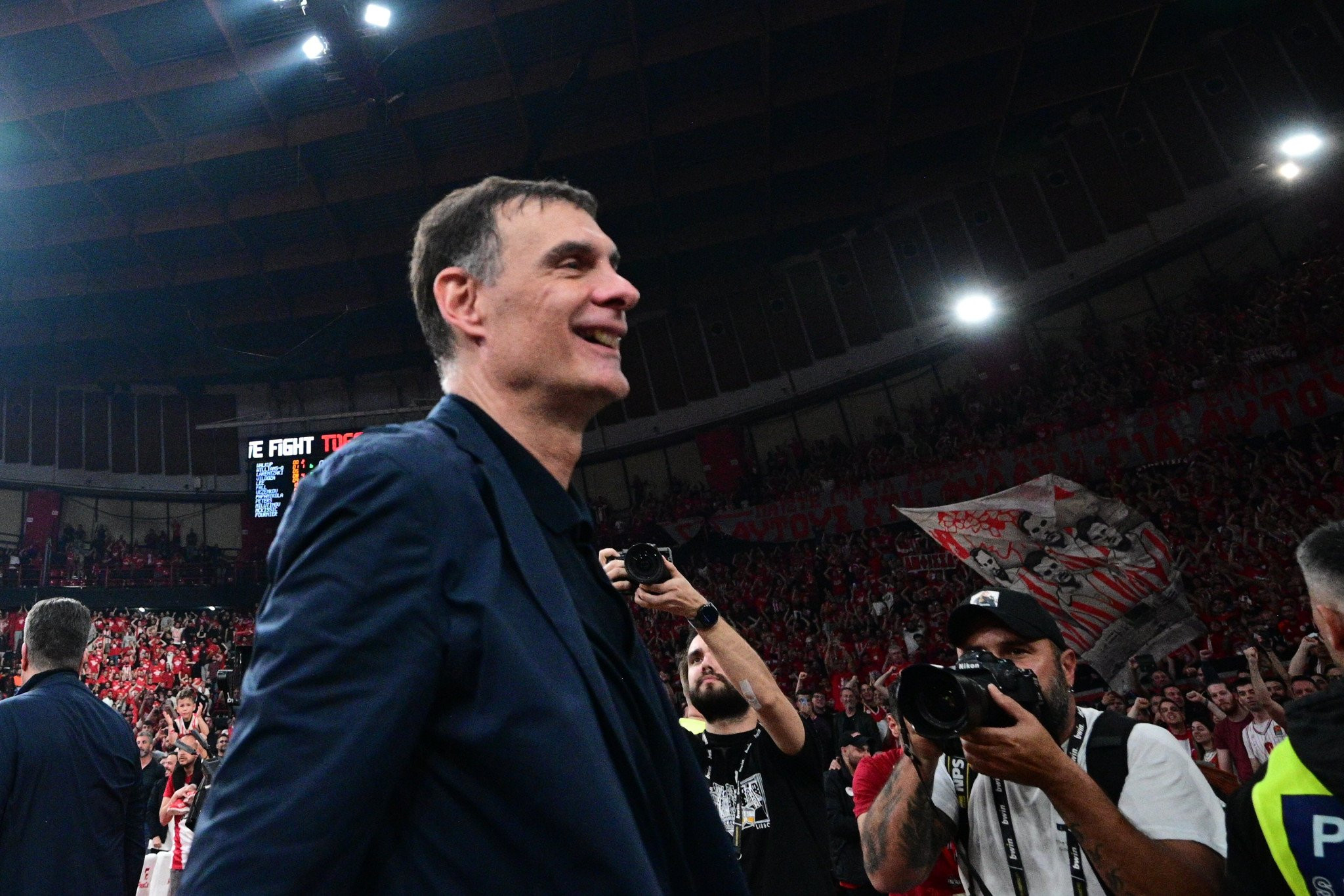 Ολυμπιακός: «Ο Μπαρτζώκας ετοιμάζει τη σκακιέρα του»
