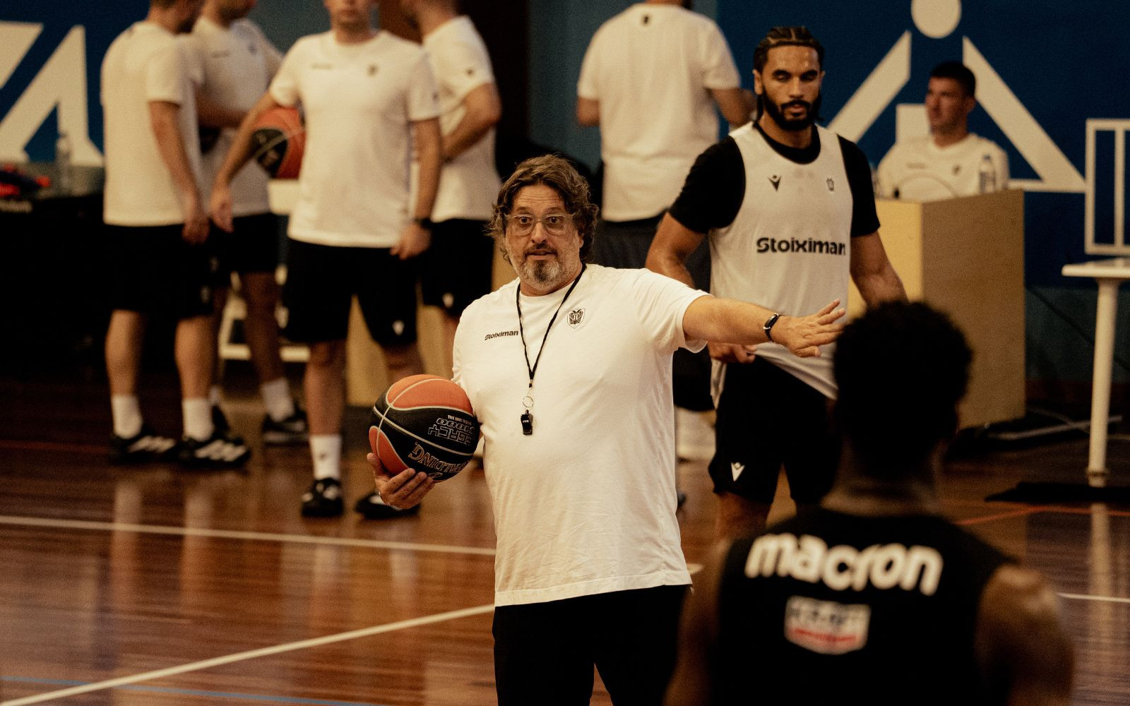 Μυστακίδης και Τρινκιέρι τα είπαν στο Μέτσοβο – Η έκπληξη του ισχυρού άνδρα της ΚΑΕ στους παίκτες
