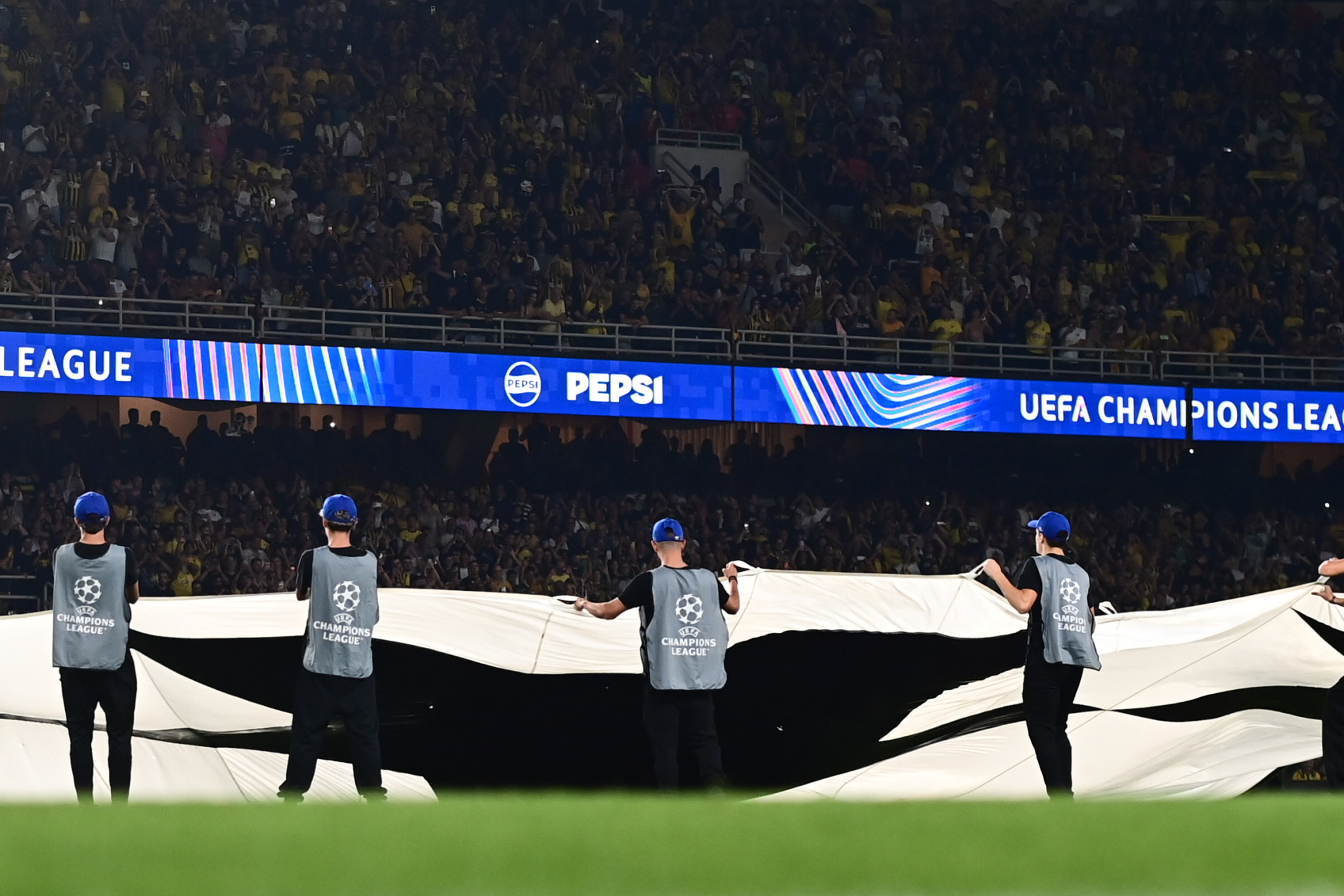 Τι σημαίνει η 10η θέση της UEFA για την Ελλάδα; Το μεγάλο μπόνους για τον πρωταθλητή και το Champions League