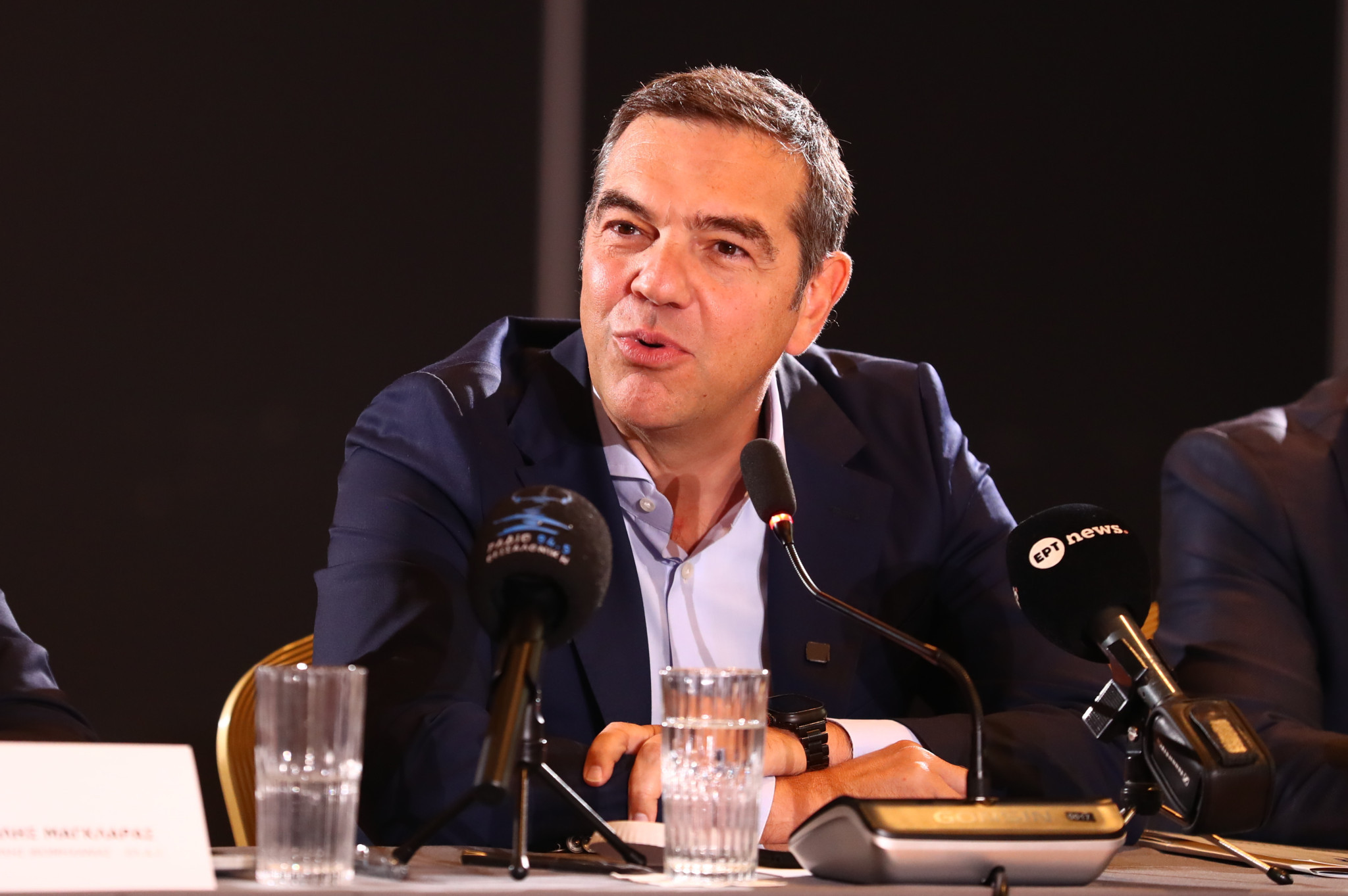 «Καρφί» Τσίπρα σε Μητσοτάκη για Κωνσταντέλια (video)