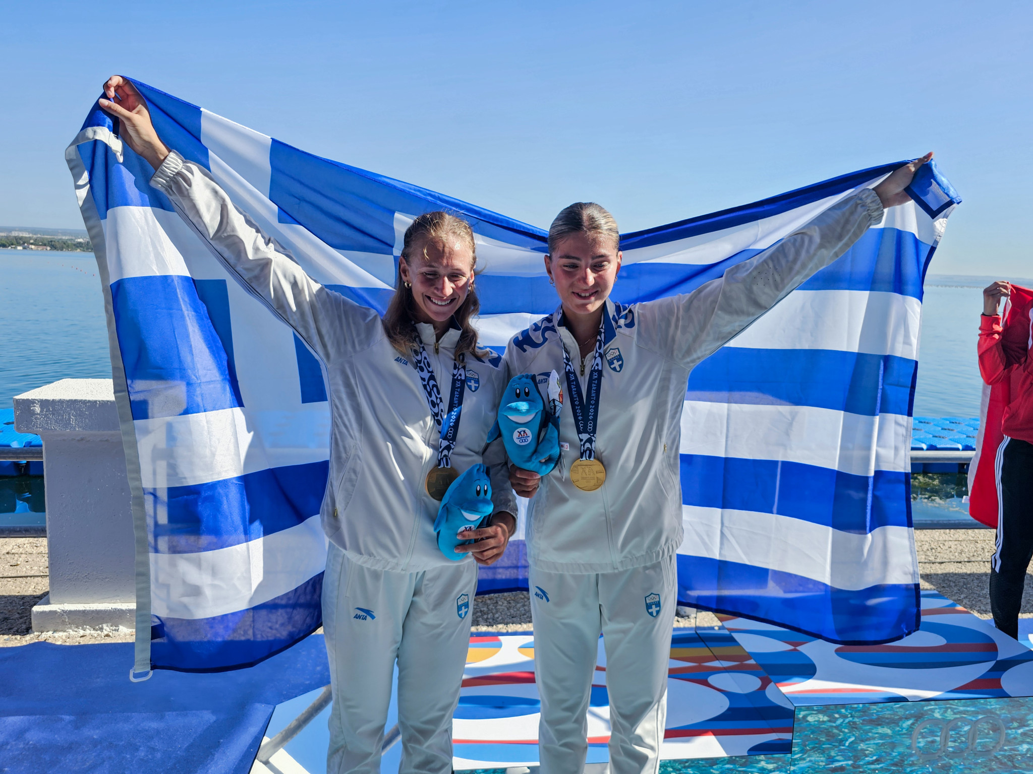 Μπούρμπου και Διαβάτη στο Athletiko: «Χρειαζόμασταν τα χαμόγελα - Ολοκληρώσαμε ιδανικά τη σεζόν»