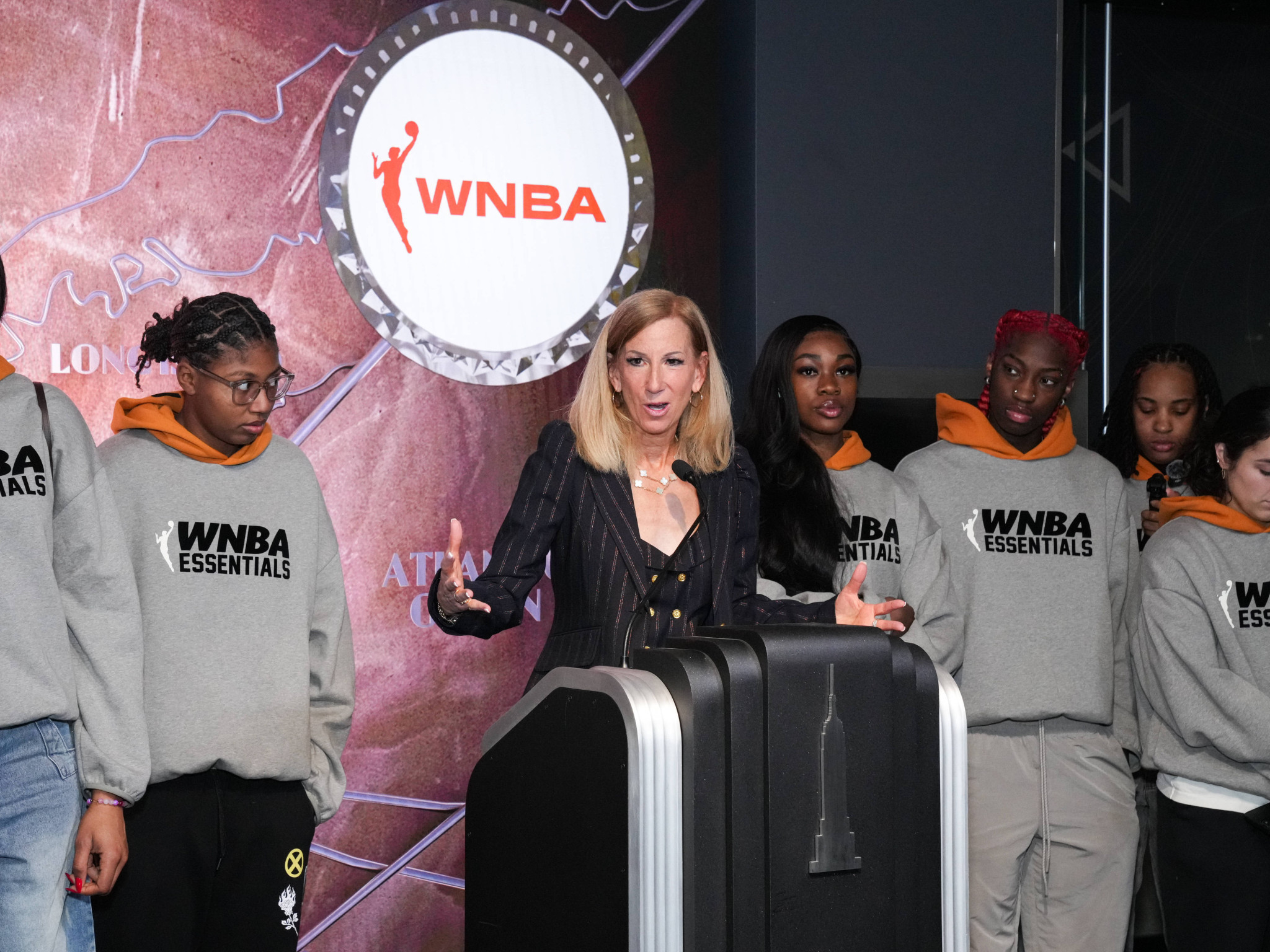 Τέλος εποχής στο WNBA: Αποχωρεί η Κάθι Ενγκελμπερτ