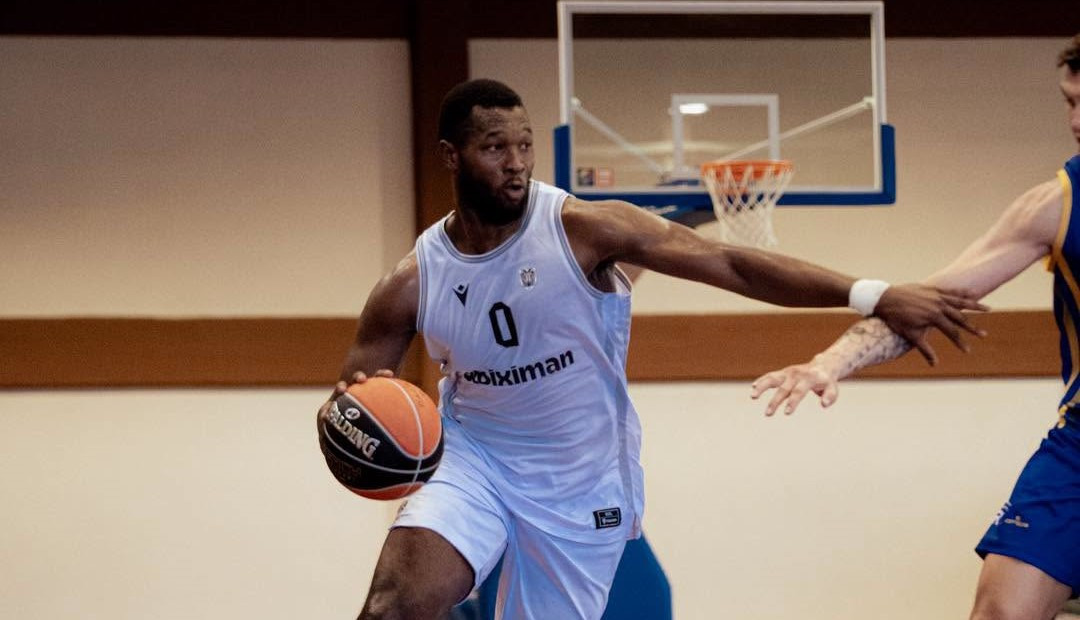 Γκρέι: «Ο Τρινκιέρι είναι ένας προπονητής... legend»