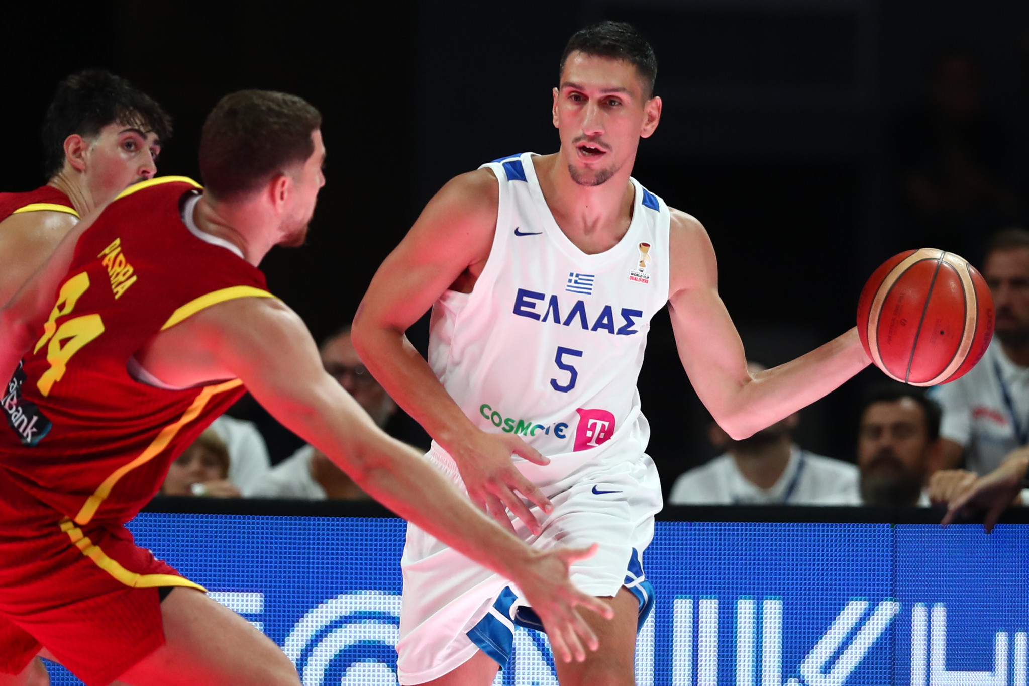 Προπονείται και πάει Ρόδο με την ΑΕΚ ο Λαρεντζάκης