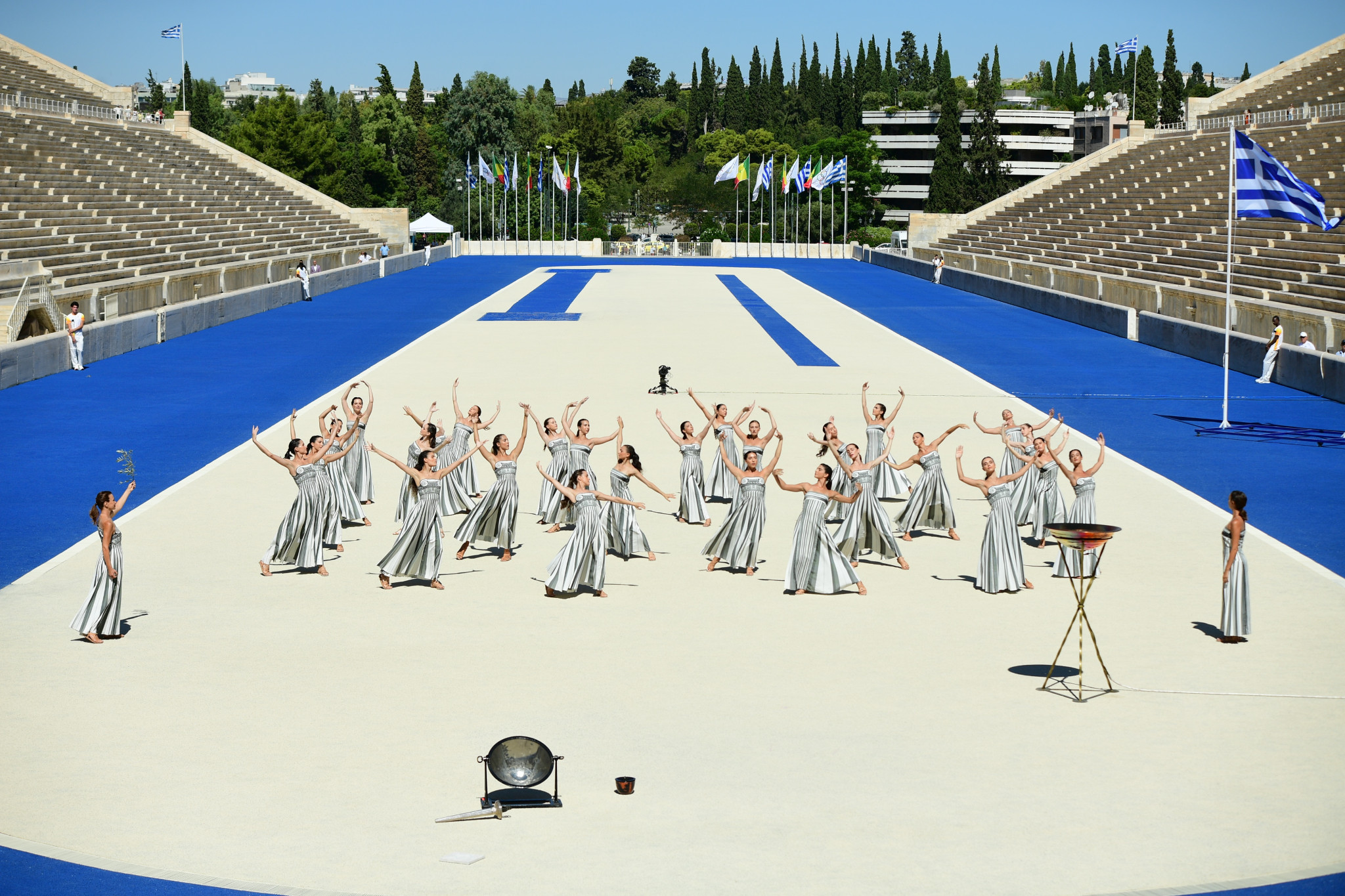 Ολοκληρώθηκε η Αφή της Φλόγας για τους Ολυμπιακούς νέων του Ντακάρ - Εντυπωσιακές εικόνες στο Καλλιμάρμαρο