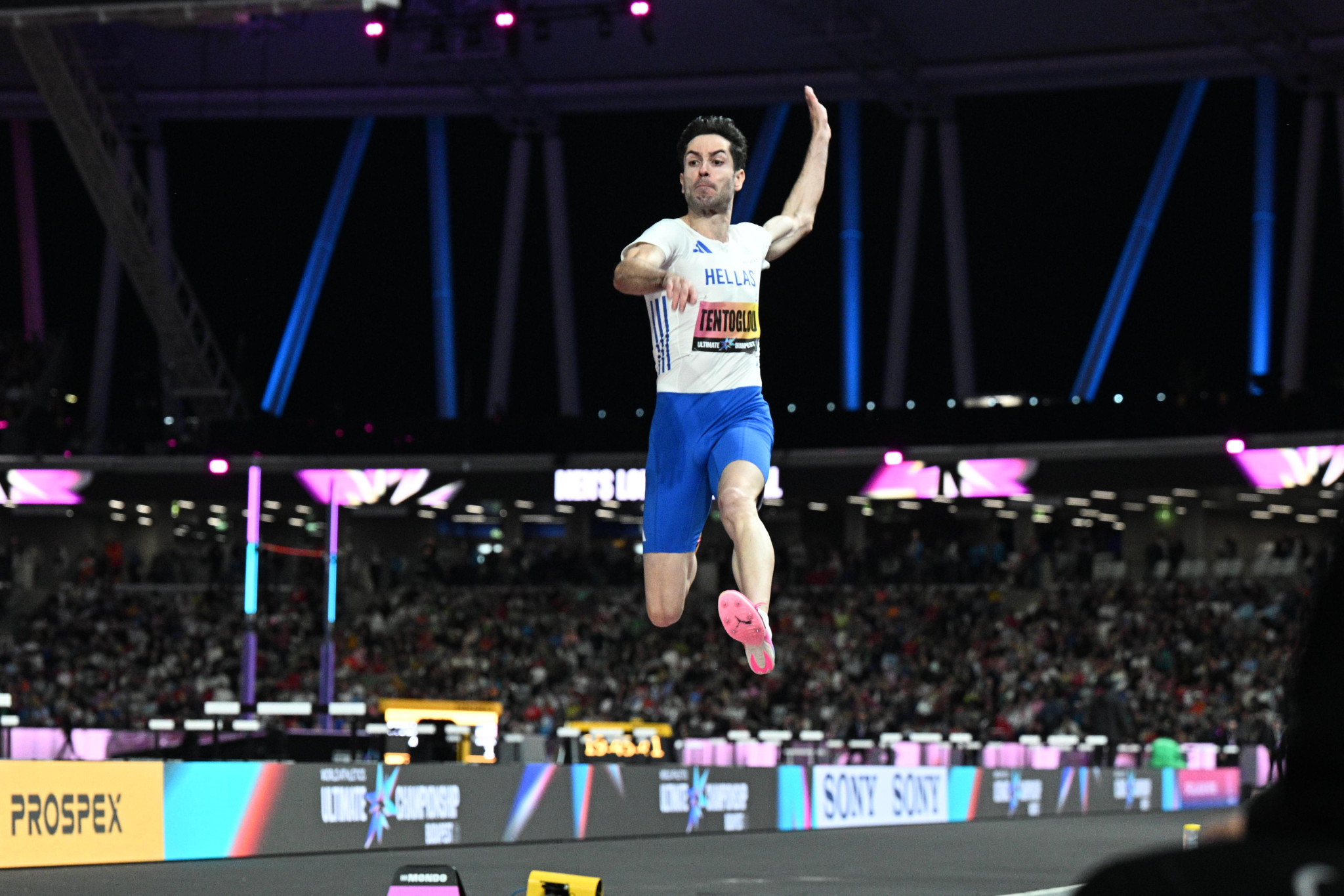 Πρώτος Ελληνας Ultimate Champion ο Τεντόγλου - Εκλεισε τη χρονιά με άλλον ένα τίτλο στην Βουδαπέστη