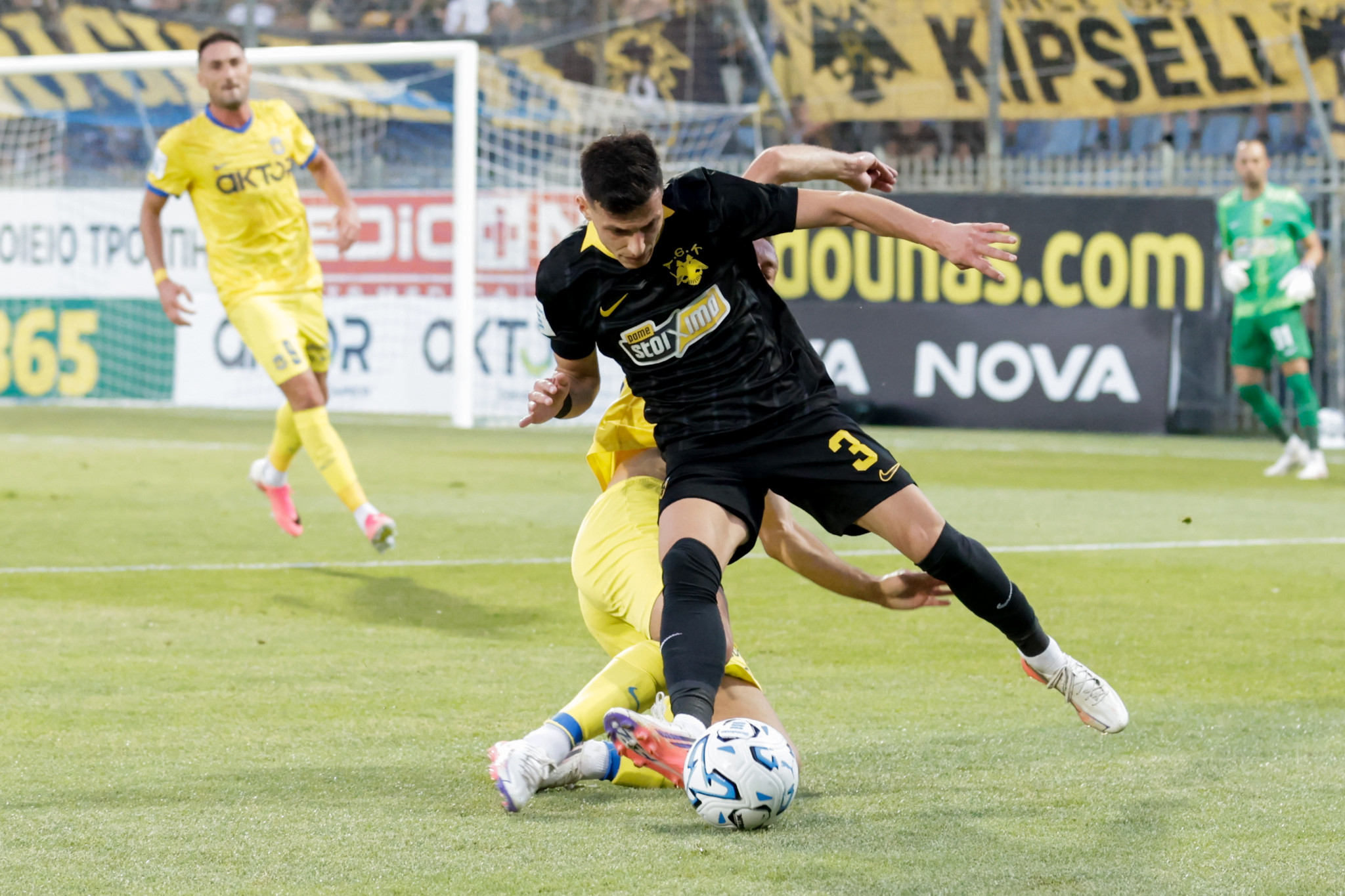 Πήλιος: «Εξαντλητικό να παίζεις στο Champions League αλλά πρέπει να είμαστε πιο σοβαροί»